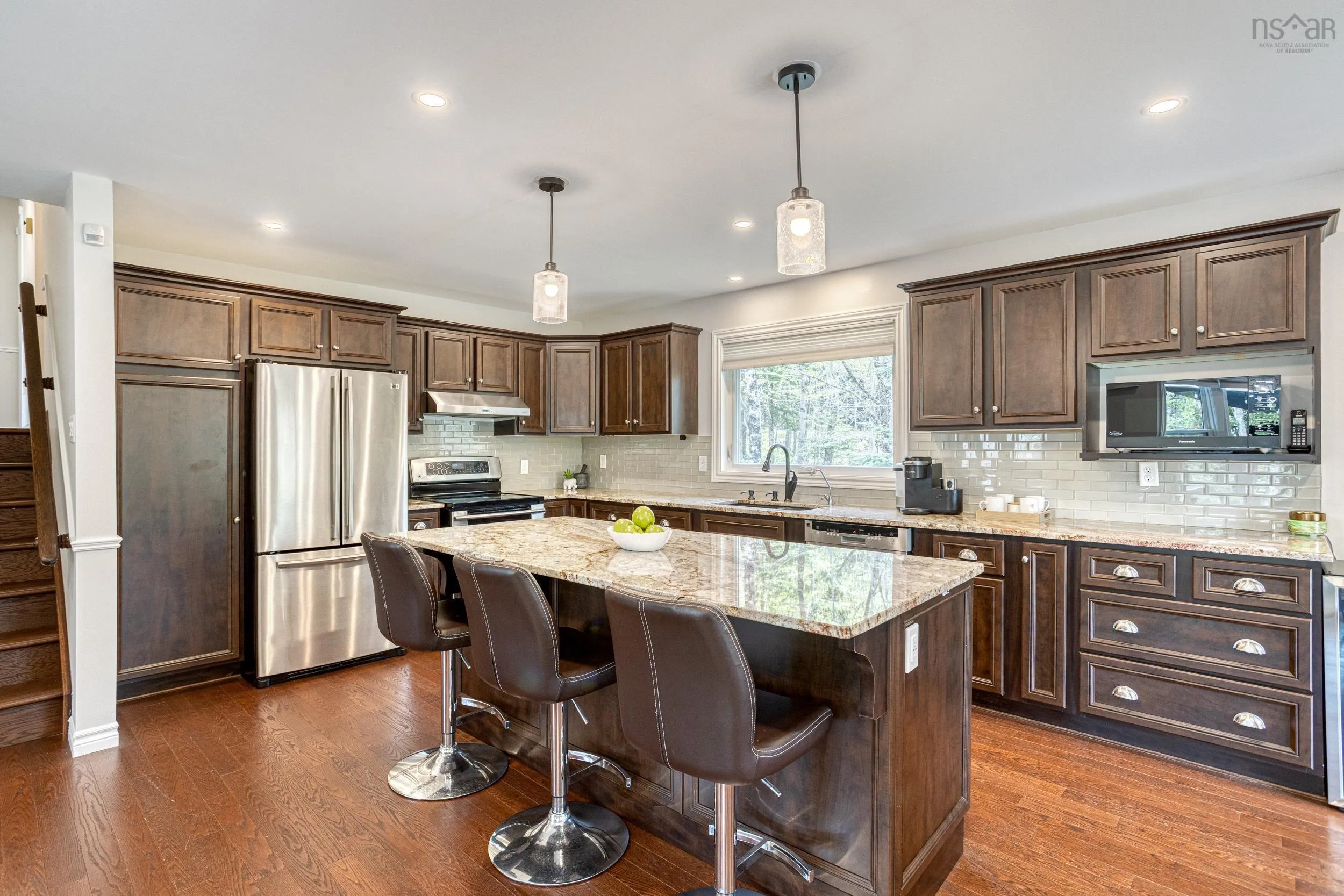 21 Stillwater Lake Drive, Stillwater Lake, NS B3Z 1H7, 4 Bedrooms Bedrooms, ,3 BathroomsBathrooms,Residential,For Sale,21 Stillwater Lake,202519612