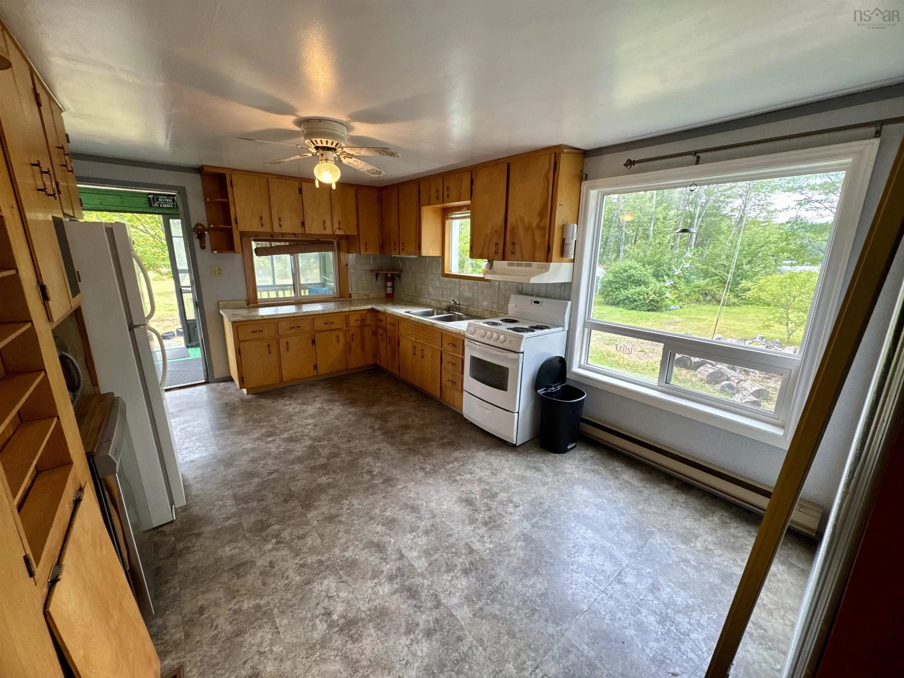 9 Silver Road, North Brookfield, NS B0T 1X0, 3 Bedrooms Bedrooms, ,2 BathroomsBathrooms,Residential,For Sale,Silver,202521510