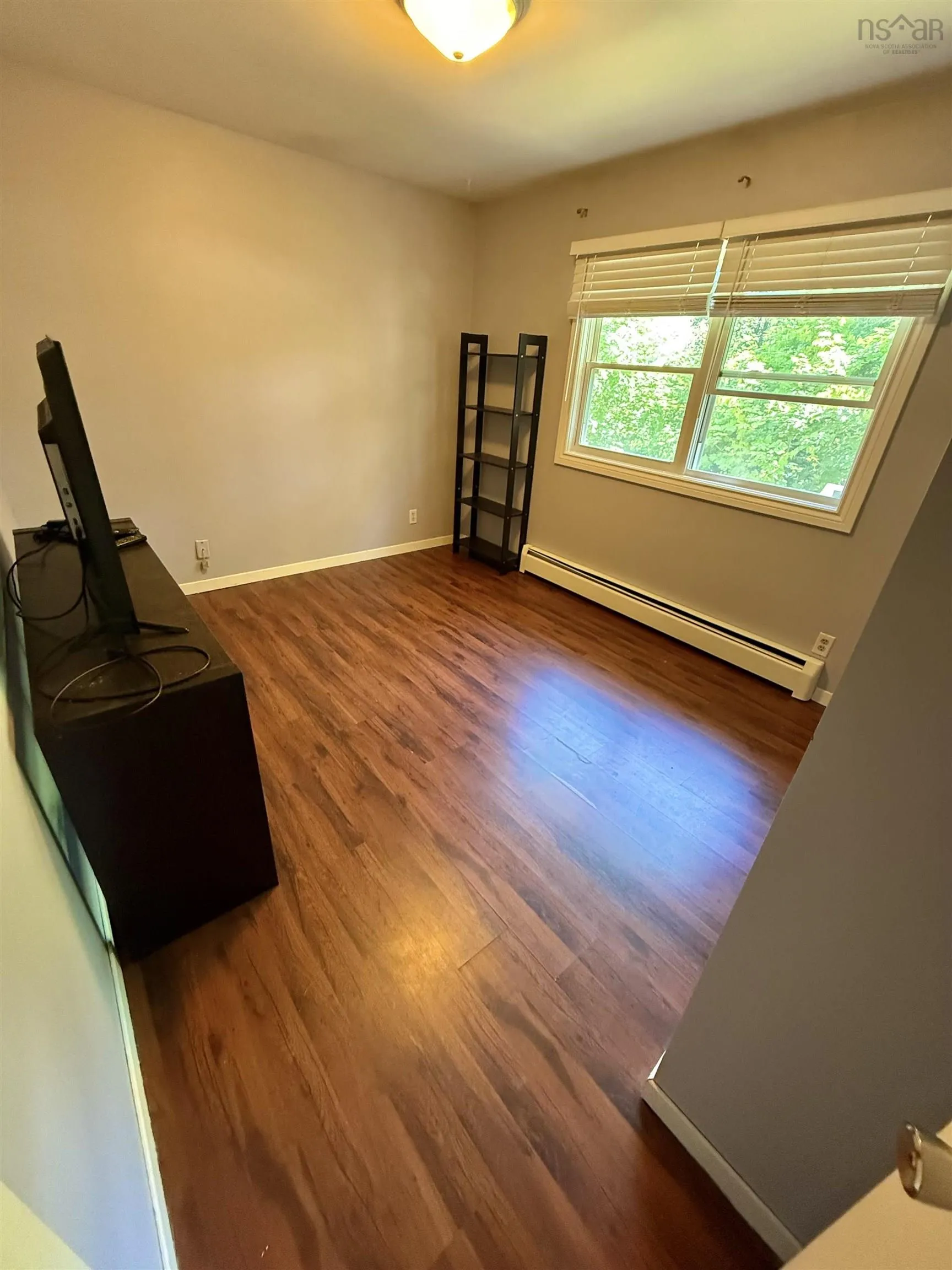 6 Duke Street, Bridgewater, NS B4V 1K4, 4 Bedrooms Bedrooms, ,4 BathroomsBathrooms,Residential,For Sale,Duke,202520077