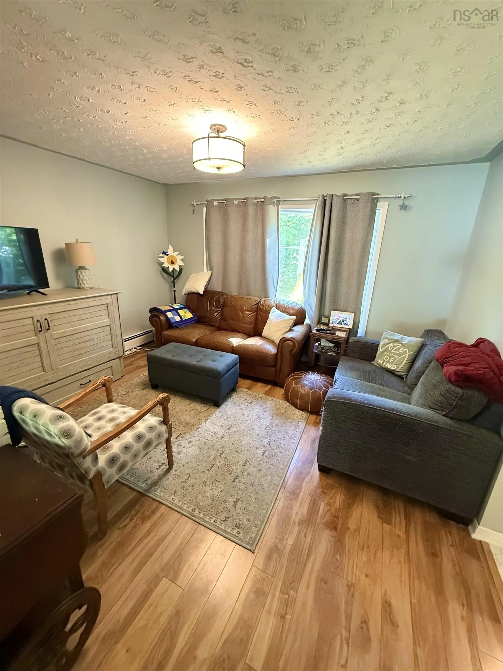 6 Duke Street, Bridgewater, NS B4V 1K4, 4 Bedrooms Bedrooms, ,4 BathroomsBathrooms,Residential,For Sale,Duke,202520077