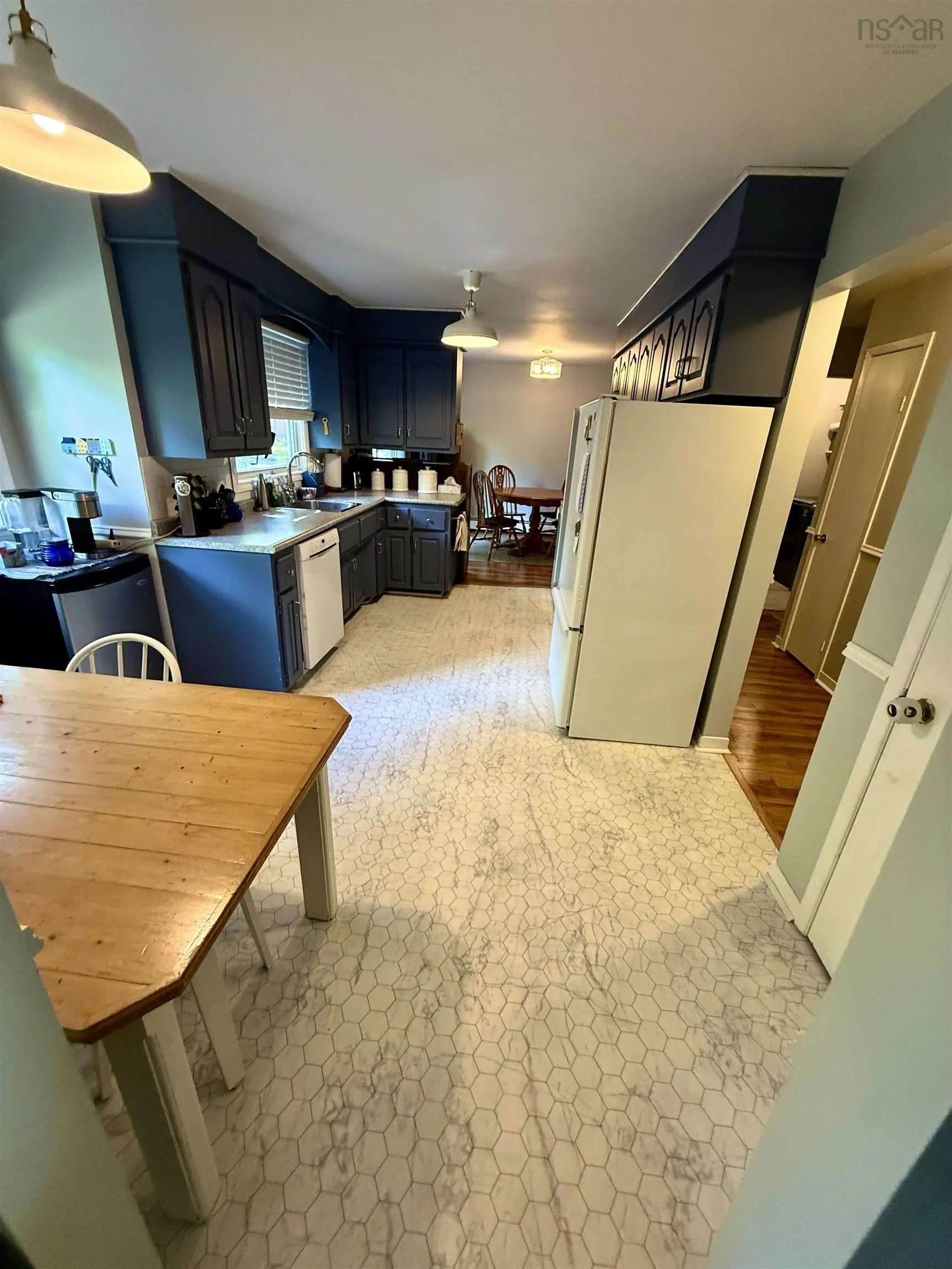 6 Duke Street, Bridgewater, NS B4V 1K4, 4 Bedrooms Bedrooms, ,4 BathroomsBathrooms,Residential,For Sale,Duke,202520077