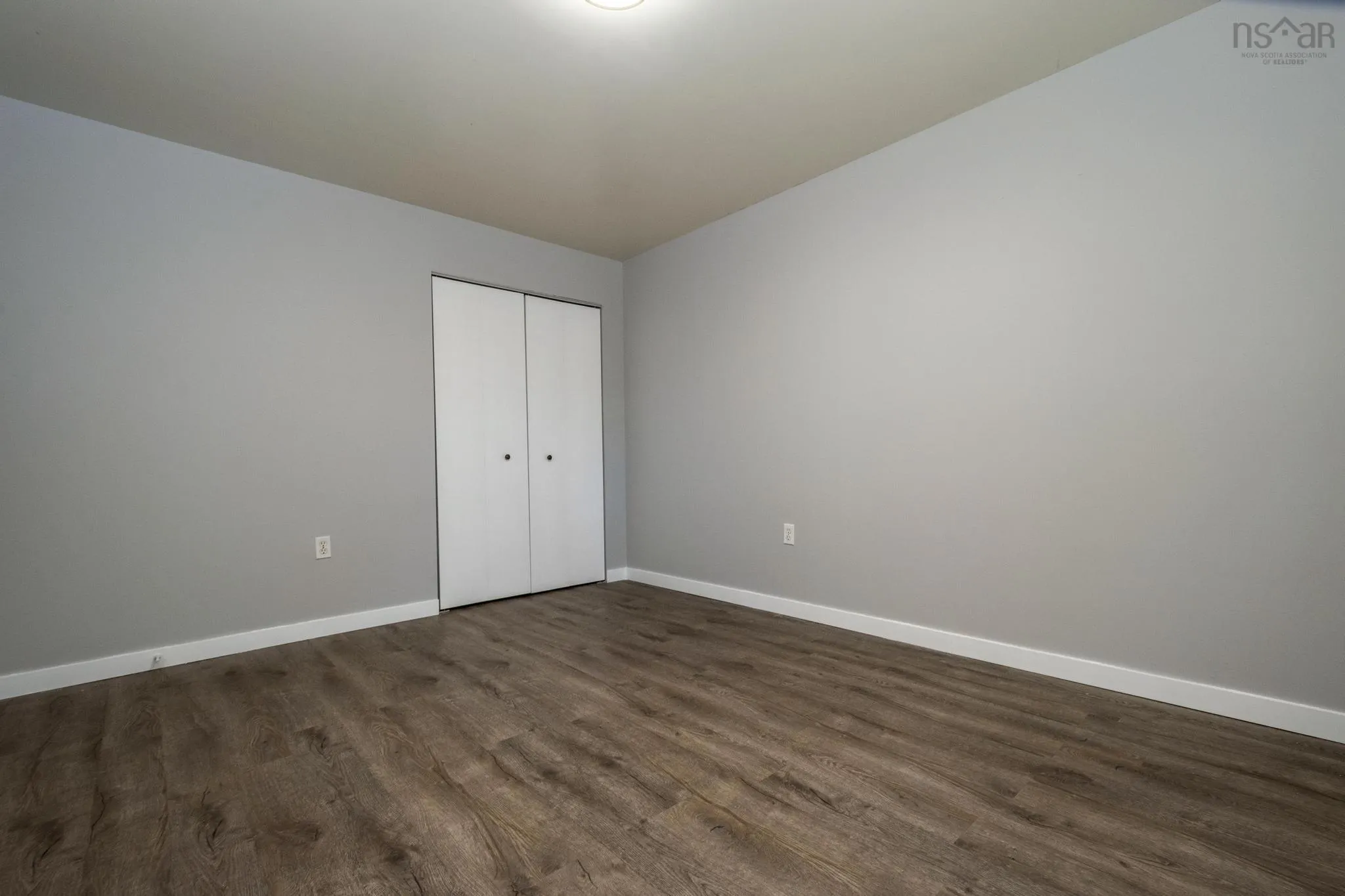 1006/1008 Dakota Lane, Greenwood, NS B0P 1N0, 4 Bedrooms Bedrooms, ,Residential Income,For Sale,Dakota,202519858