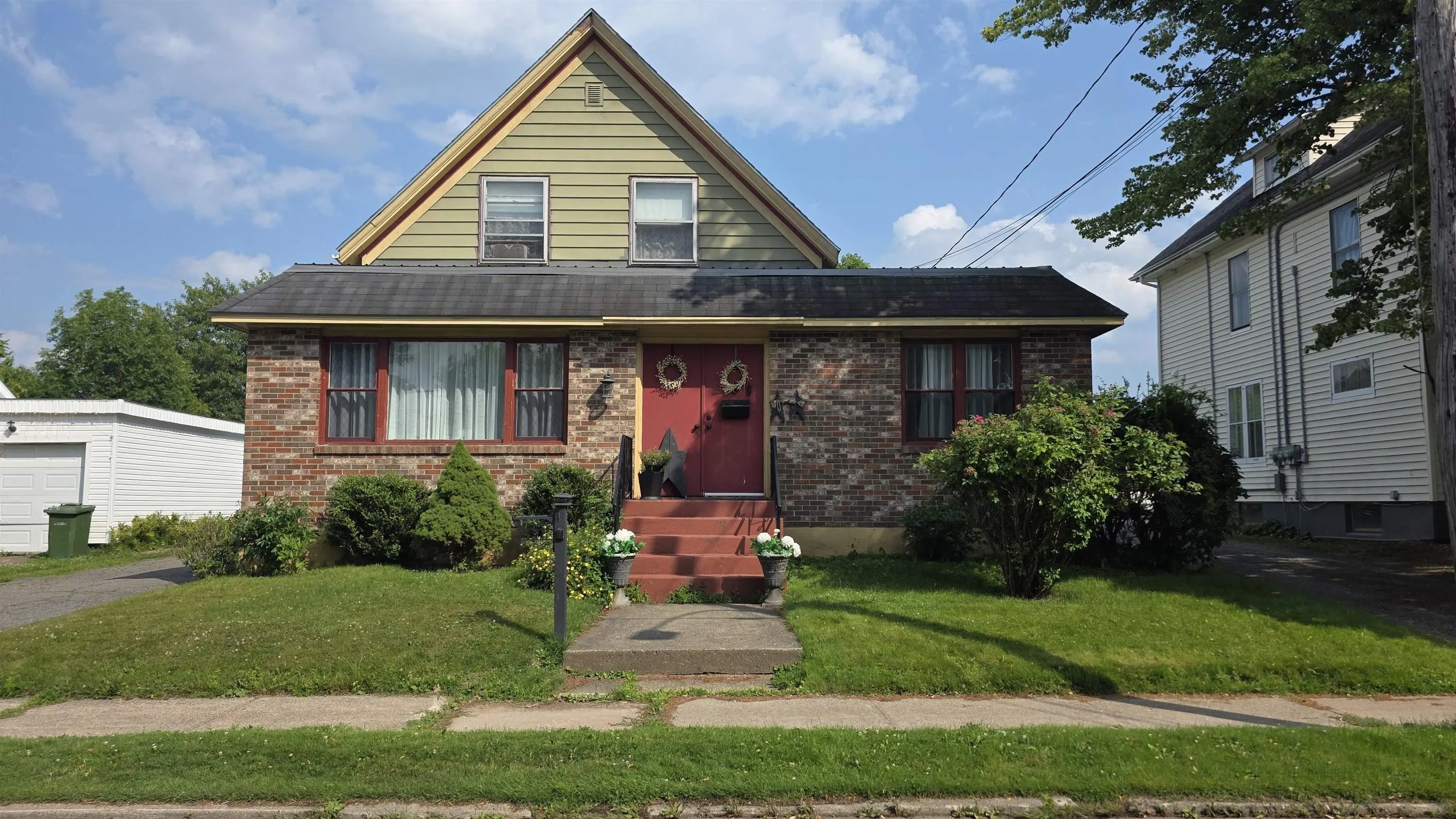 526 Nelson Street, New Glasgow, NS B2H 3C7, 4 Bedrooms Bedrooms, ,2 BathroomsBathrooms,Residential,For Sale,Nelson,202519377