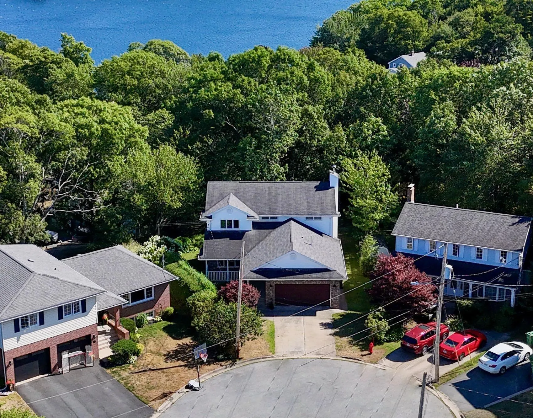 7 Empress Court, Dartmouth, NS B3A 4P4, 4 Bedrooms Bedrooms, ,3 BathroomsBathrooms,Residential,For Sale,Empress,202520898
