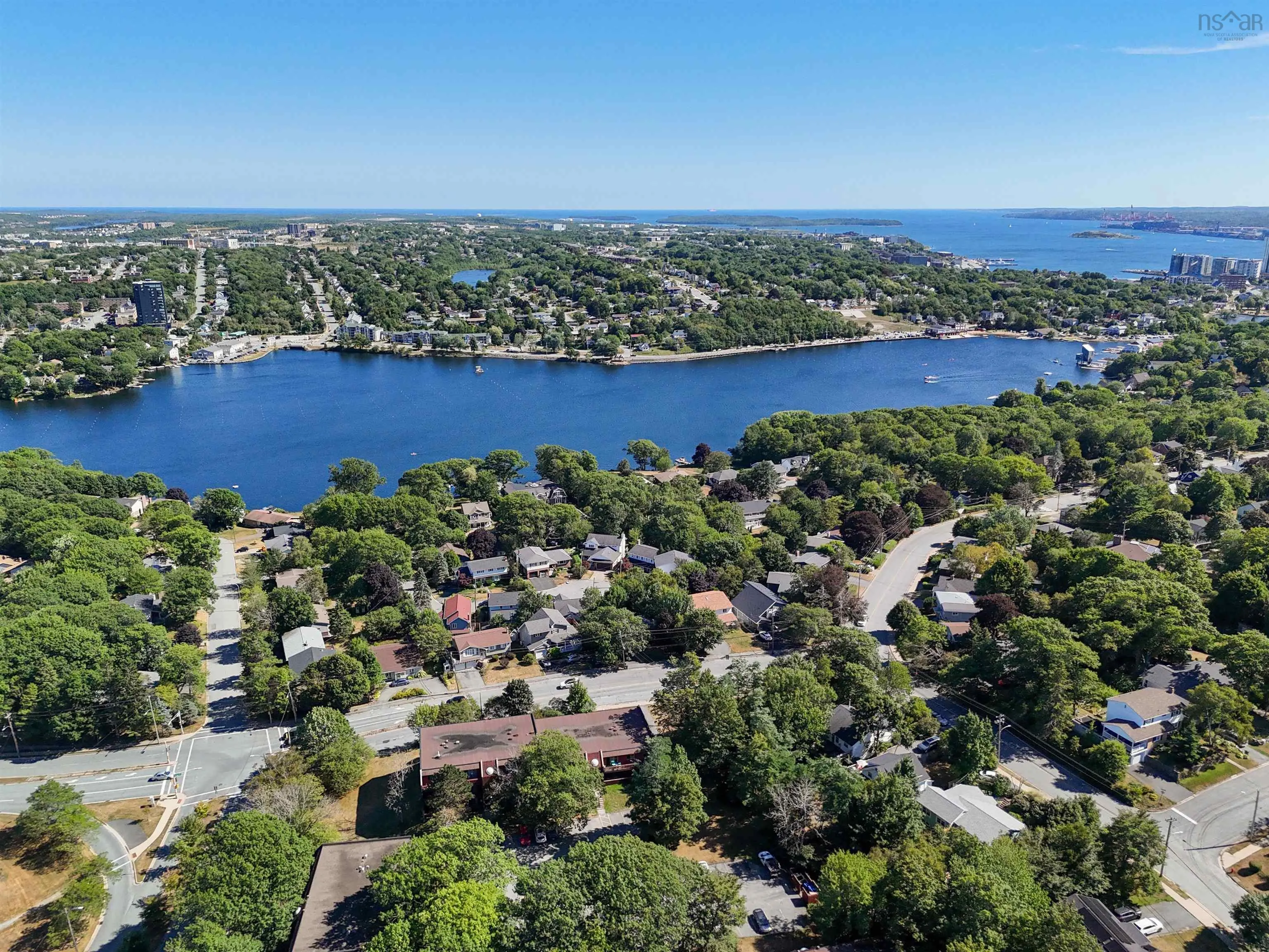 7 Empress Court, Dartmouth, NS B3A 4P4, 4 Bedrooms Bedrooms, ,3 BathroomsBathrooms,Residential,For Sale,Empress,202520898
