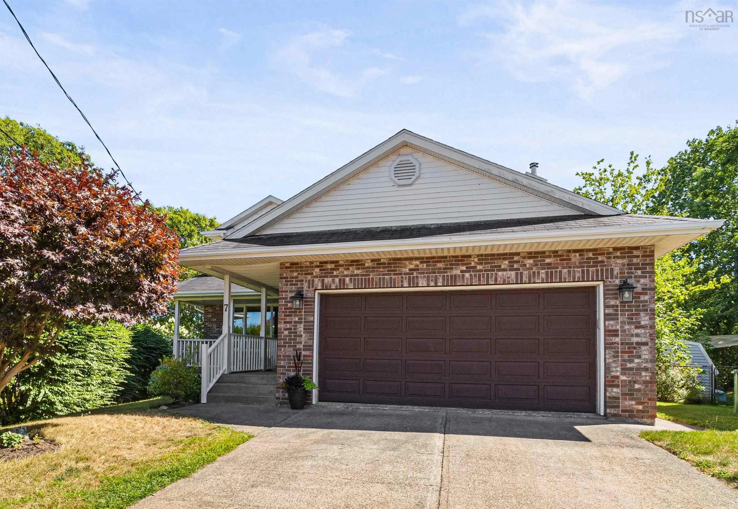 7 Empress Court, Dartmouth, NS B3A 4P4, 4 Bedrooms Bedrooms, ,3 BathroomsBathrooms,Residential,For Sale,Empress,202520898