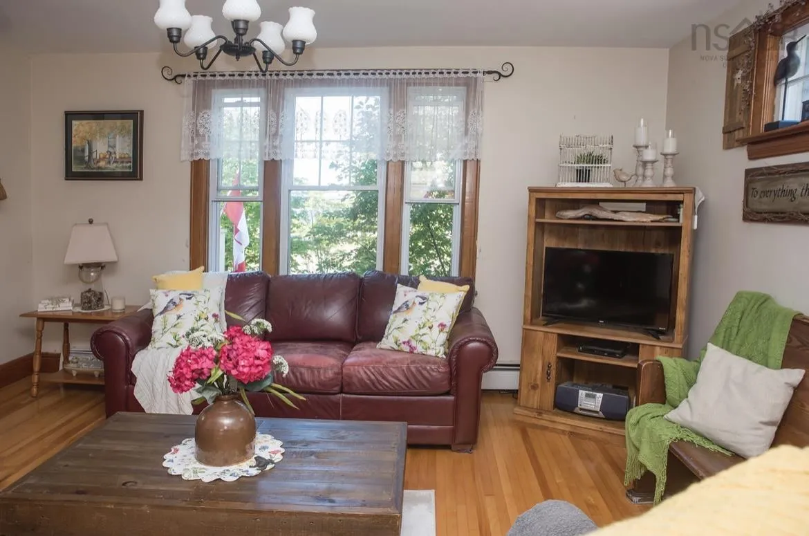 2042 Highway 28, South Bar, NS B1N 3H6, 3 Bedrooms Bedrooms, ,1 BathroomBathrooms,Residential,For Sale,Highway 28,202520002