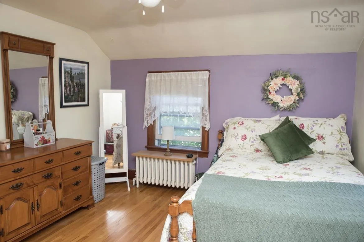 2042 Highway 28, South Bar, NS B1N 3H6, 3 Bedrooms Bedrooms, ,1 BathroomBathrooms,Residential,For Sale,Highway 28,202520002