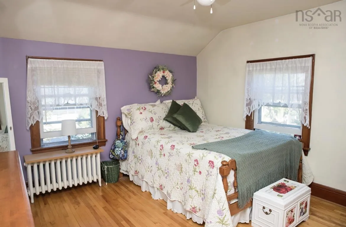 2042 Highway 28, South Bar, NS B1N 3H6, 3 Bedrooms Bedrooms, ,1 BathroomBathrooms,Residential,For Sale,Highway 28,202520002