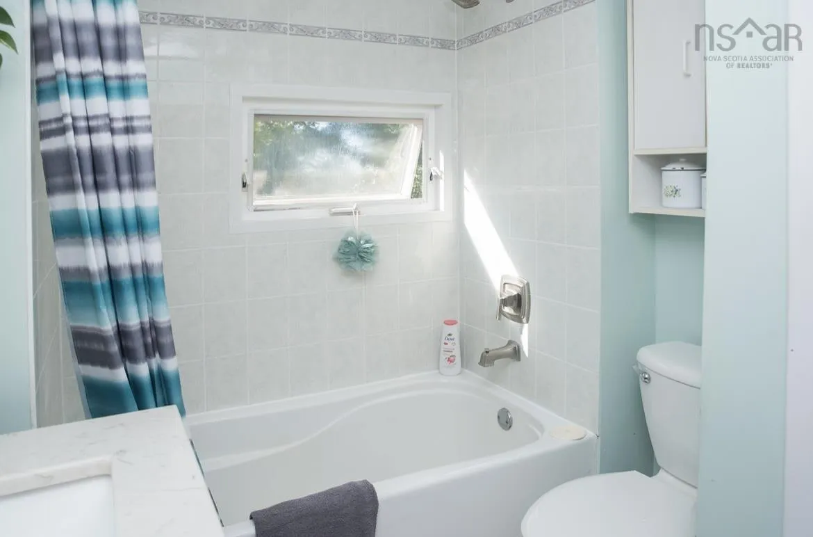 2042 Highway 28, South Bar, NS B1N 3H6, 3 Bedrooms Bedrooms, ,1 BathroomBathrooms,Residential,For Sale,Highway 28,202520002