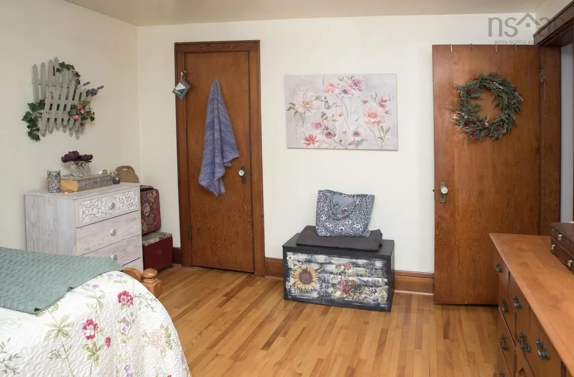 2042 Highway 28, South Bar, NS B1N 3H6, 3 Bedrooms Bedrooms, ,1 BathroomBathrooms,Residential,For Sale,Highway 28,202520002
