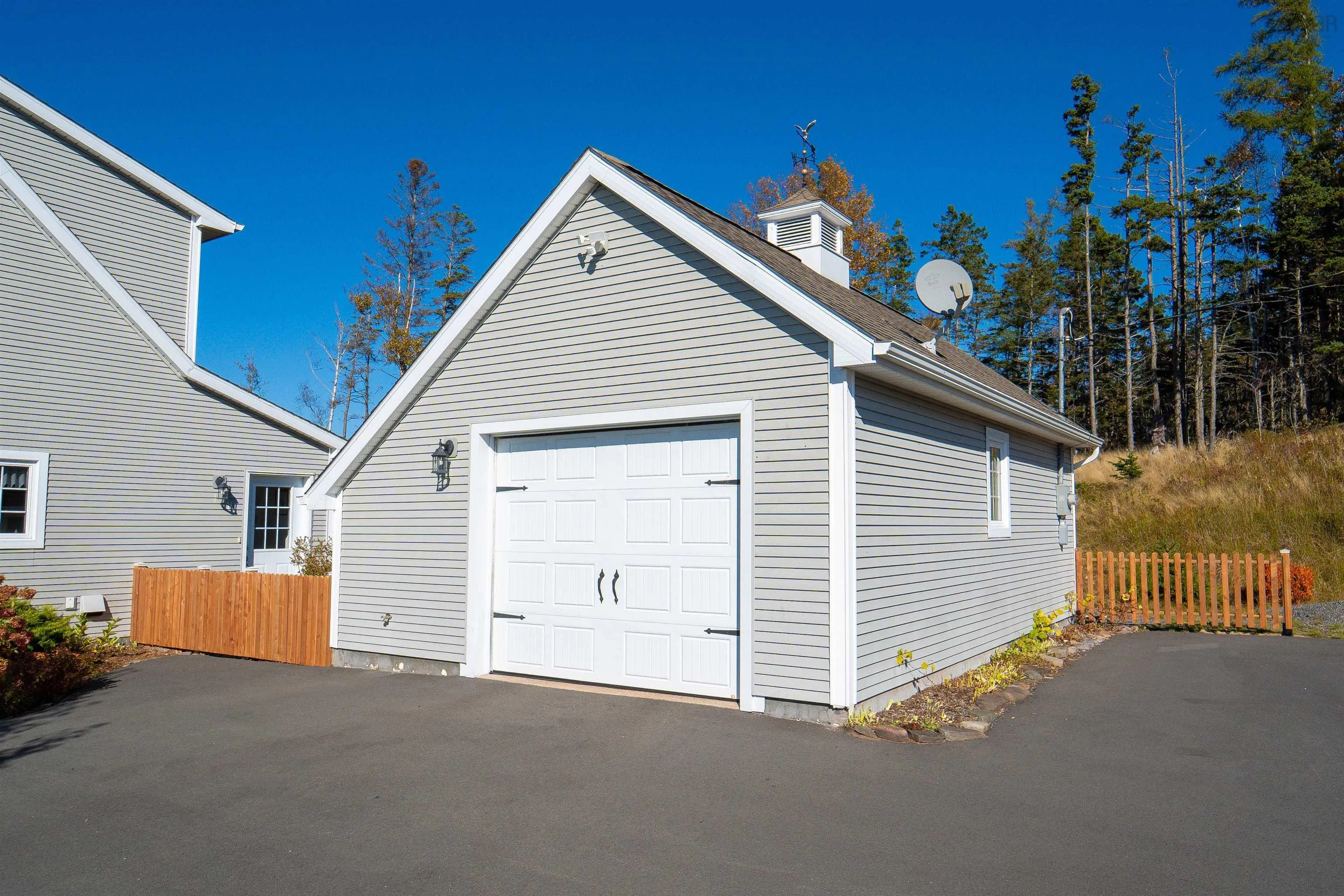 893 Two Islands Road, Parrsboro Ns B0m 1s0, 2 Bedrooms Bedrooms, ,4 BathroomsBathrooms,Residential,For Sale,Two Islands Road,202425049