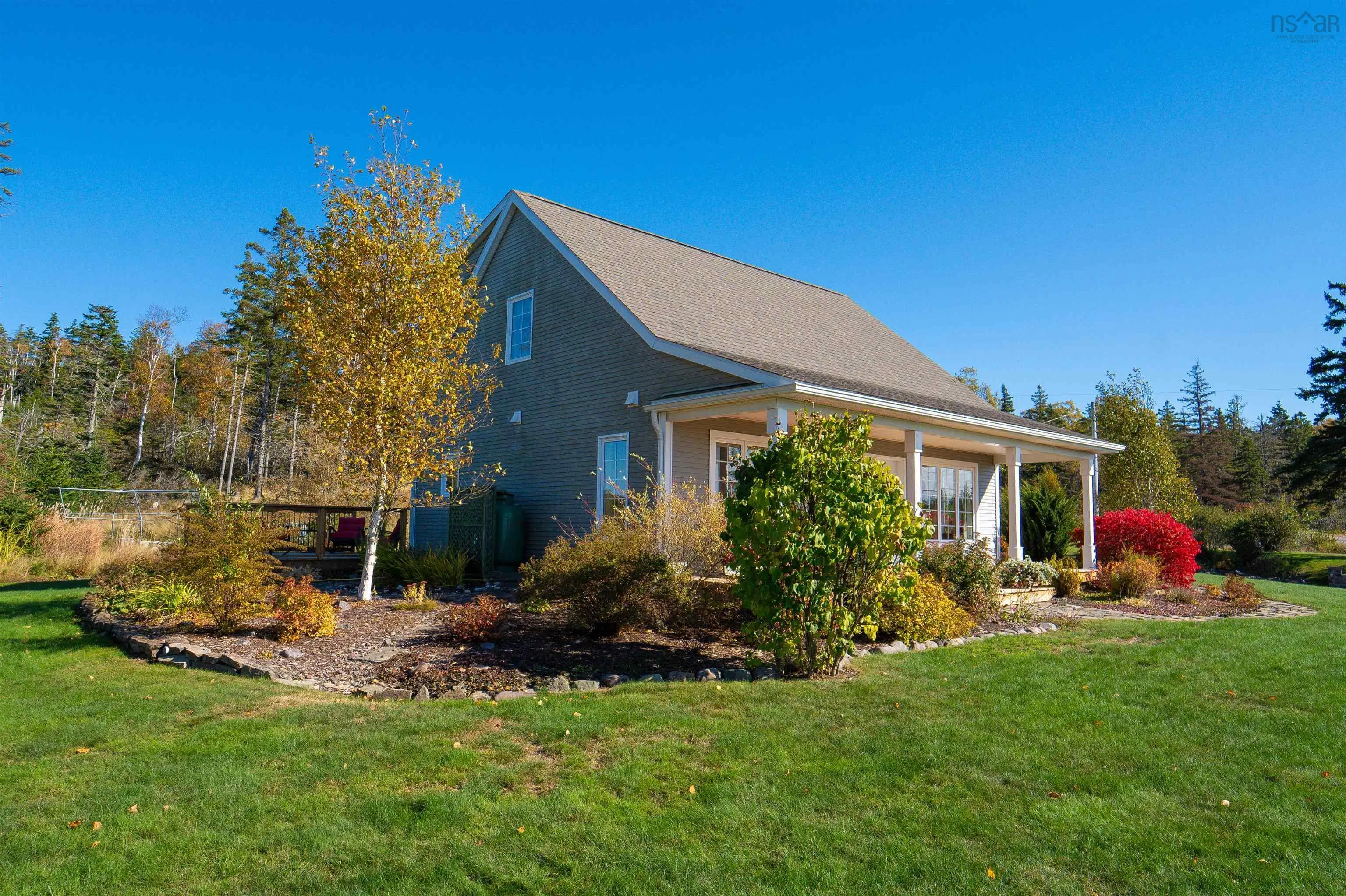 893 Two Islands Road, Parrsboro Ns B0m 1s0, 2 Bedrooms Bedrooms, ,4 BathroomsBathrooms,Residential,For Sale,Two Islands Road,202425049
