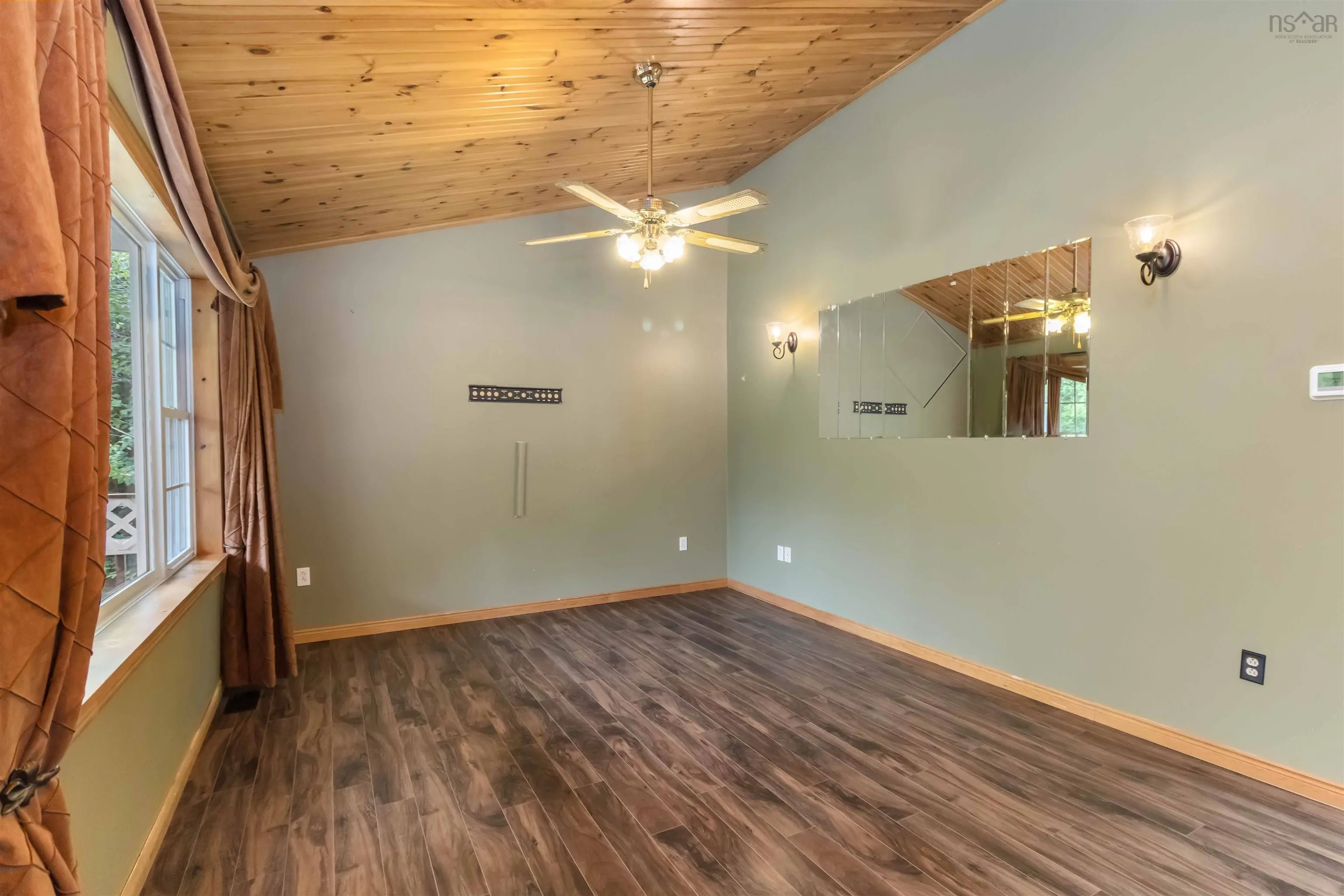1280 Conquerall Mills Road, Conquerall Mills, NS B4V 6A6, 2 Bedrooms Bedrooms, ,1 BathroomBathrooms,Residential,For Sale,Conquerall Mills,202521820