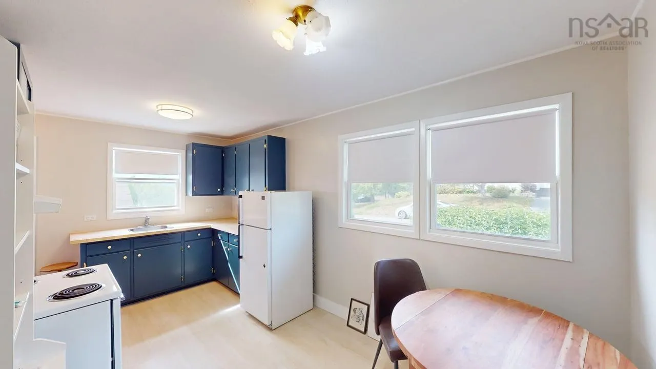 8 Hillside Drive, Antigonish, NS B2G 1H4, 4 Bedrooms Bedrooms, ,2 BathroomsBathrooms,Residential,For Sale,Hillside,202521882