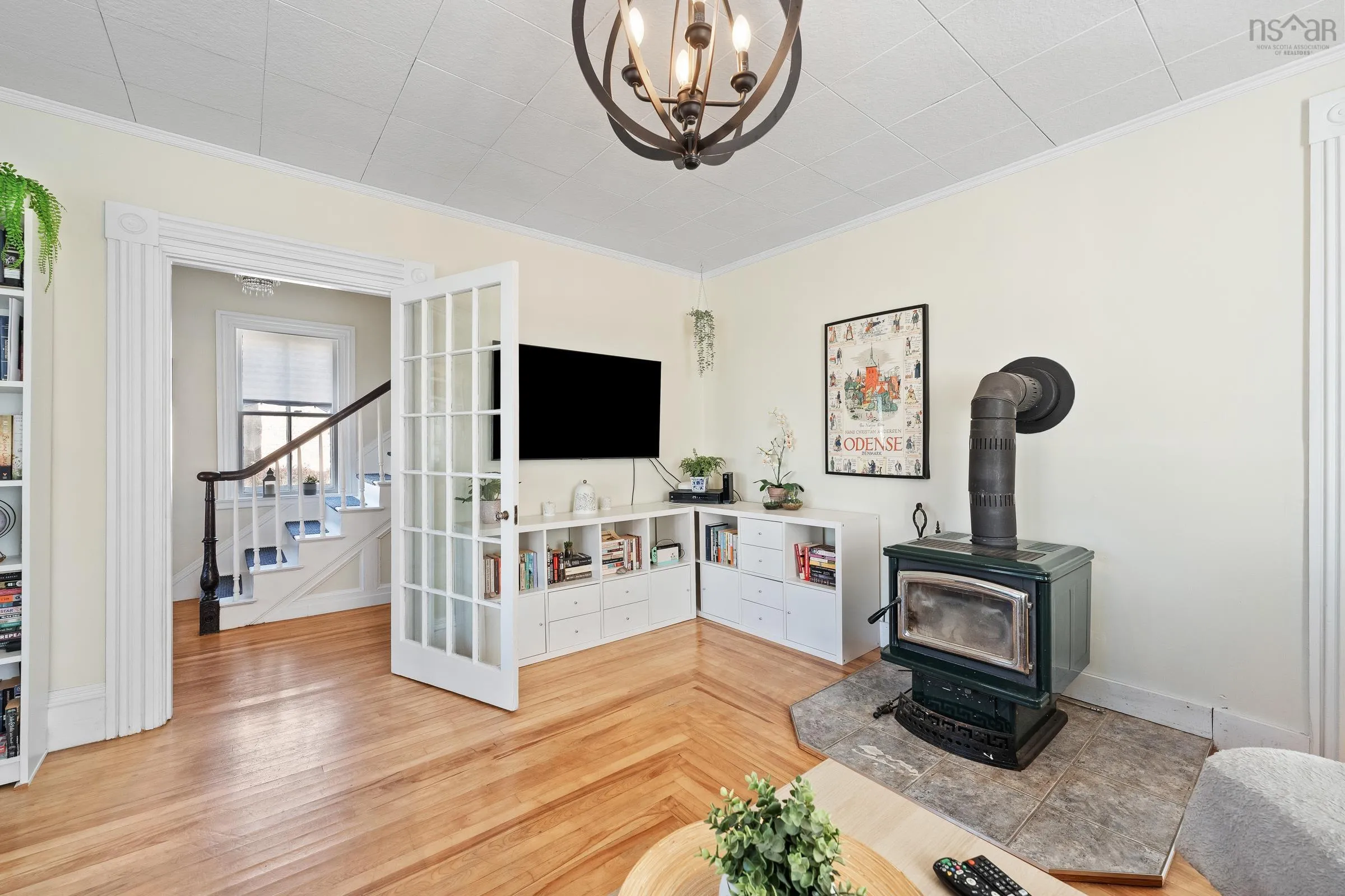 15 Brunswick Street, Yarmouth, NS B5A 2E2, 5 Bedrooms Bedrooms, ,3 BathroomsBathrooms,Residential,For Sale,Brunswick,202523340