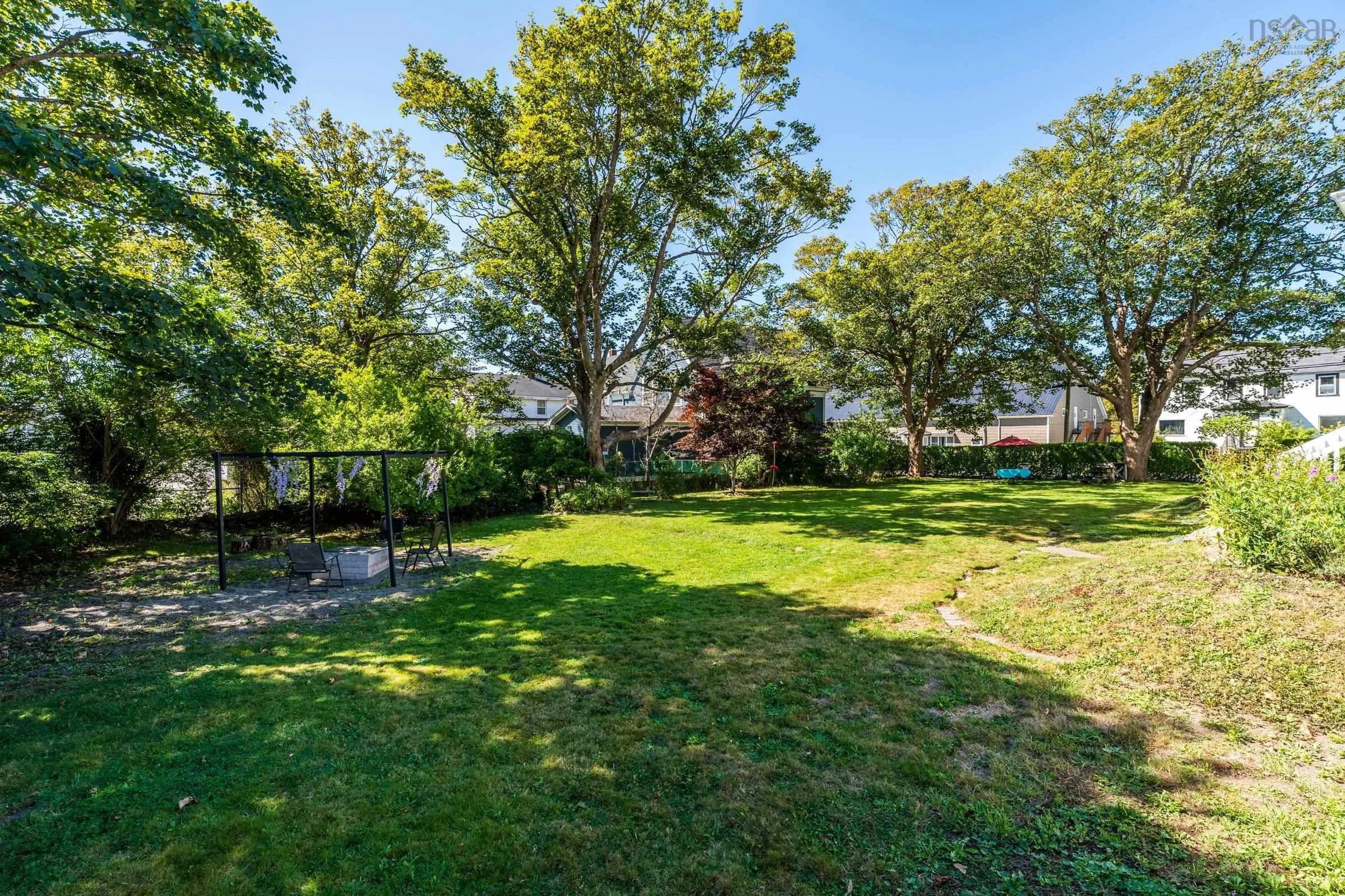 15 Brunswick Street, Yarmouth, NS B5A 2E2, 5 Bedrooms Bedrooms, ,3 BathroomsBathrooms,Residential,For Sale,Brunswick,202523340