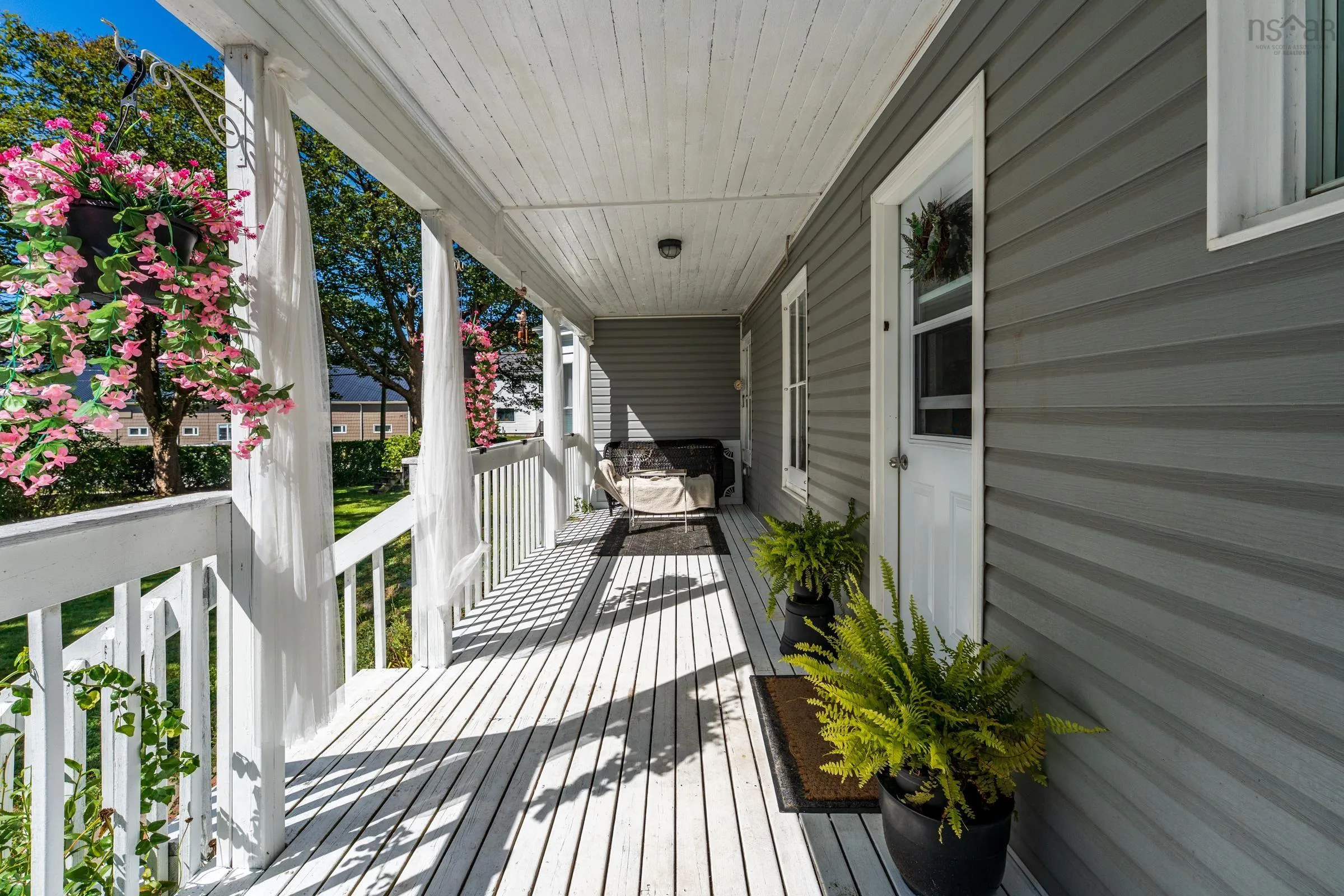 15 Brunswick Street, Yarmouth, NS B5A 2E2, 5 Bedrooms Bedrooms, ,3 BathroomsBathrooms,Residential,For Sale,Brunswick,202523340