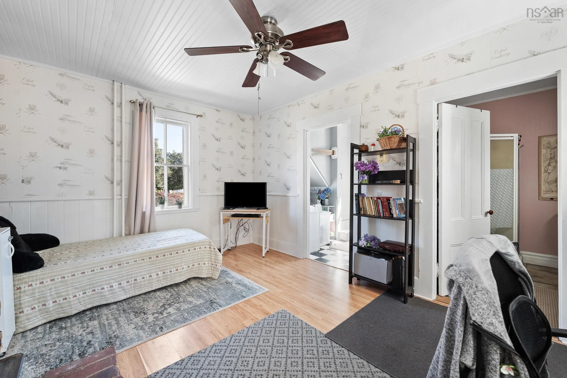 15 Brunswick Street, Yarmouth, NS B5A 2E2, 5 Bedrooms Bedrooms, ,3 BathroomsBathrooms,Residential,For Sale,Brunswick,202523340