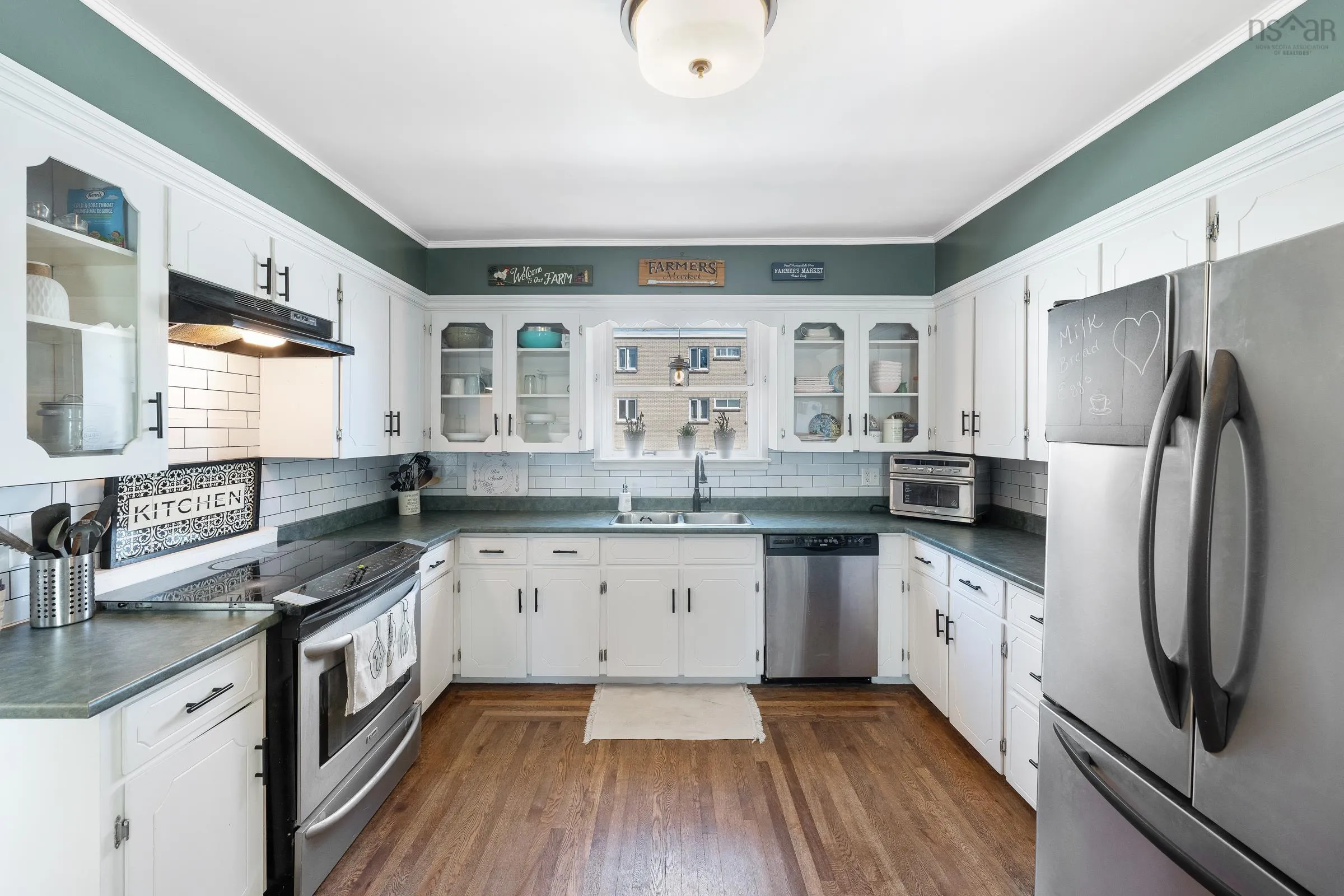 15 Brunswick Street, Yarmouth, NS B5A 2E2, 5 Bedrooms Bedrooms, ,3 BathroomsBathrooms,Residential,For Sale,Brunswick,202523340