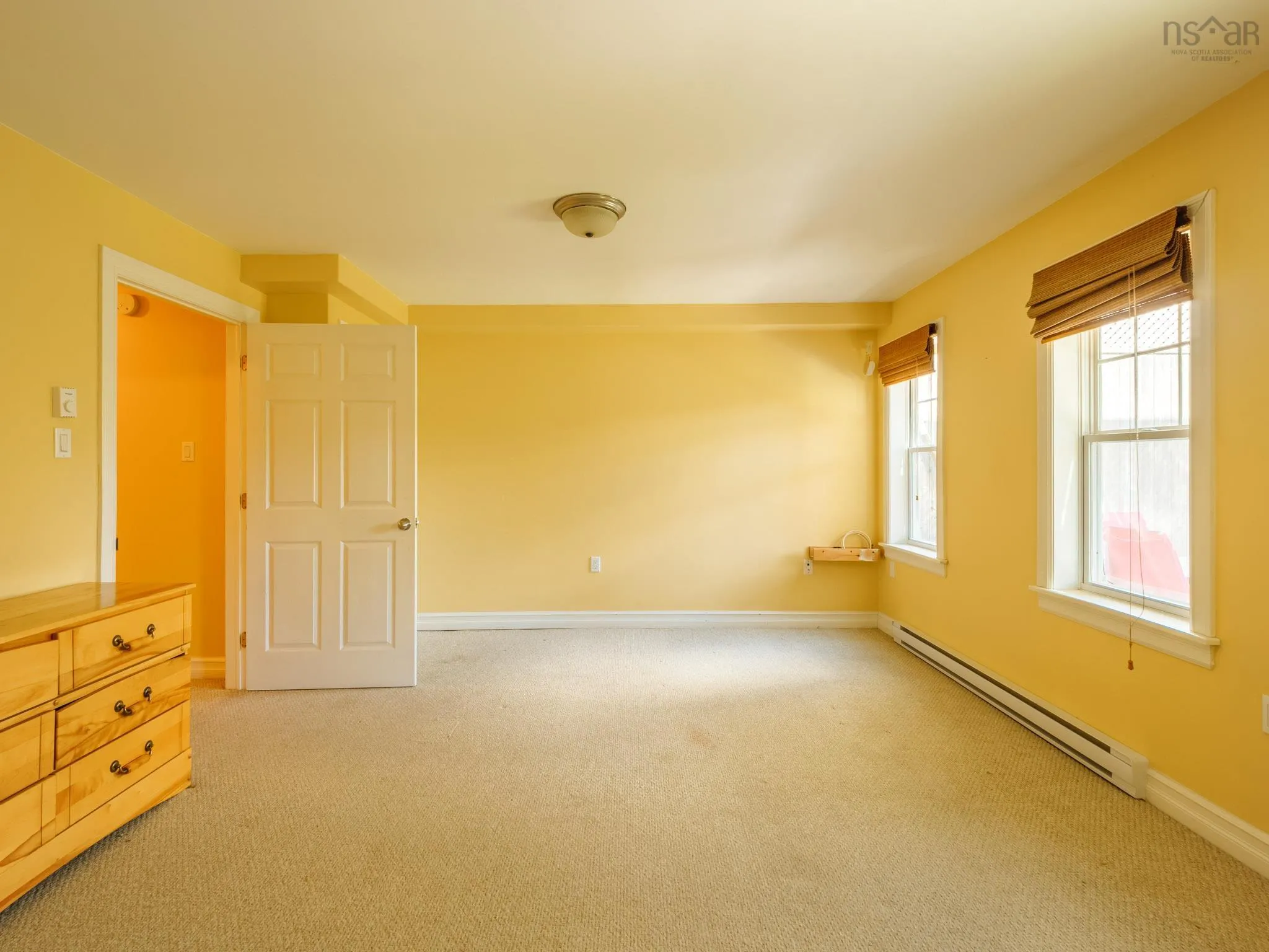 128 - 130 Victoria Street, Chester Ns B0j 1j0, 6 Bedrooms Bedrooms, ,8 BathroomsBathrooms,Residential,For Sale,Victoria,202414516