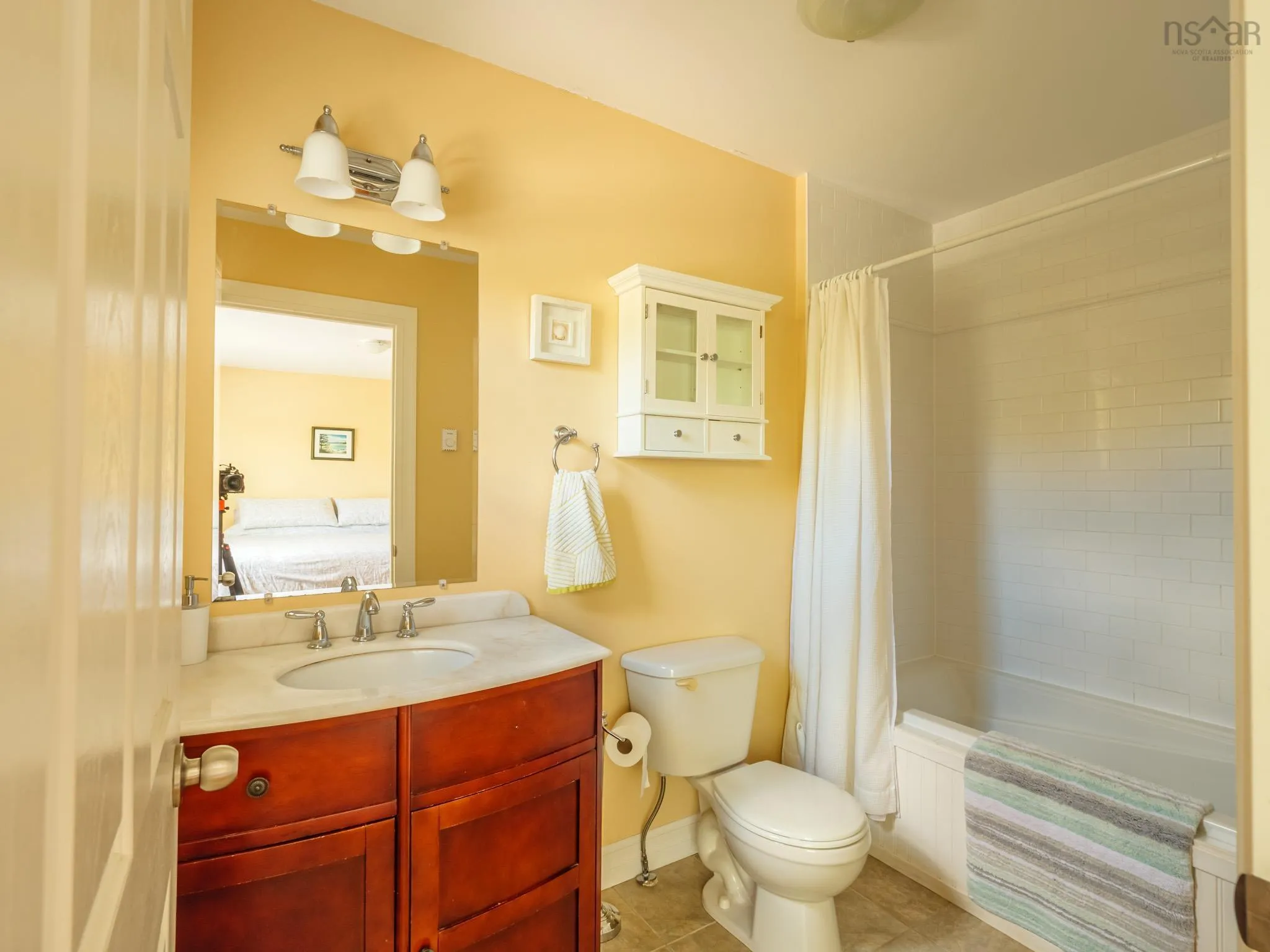 128 - 130 Victoria Street, Chester Ns B0j 1j0, 6 Bedrooms Bedrooms, ,8 BathroomsBathrooms,Residential,For Sale,Victoria,202414516