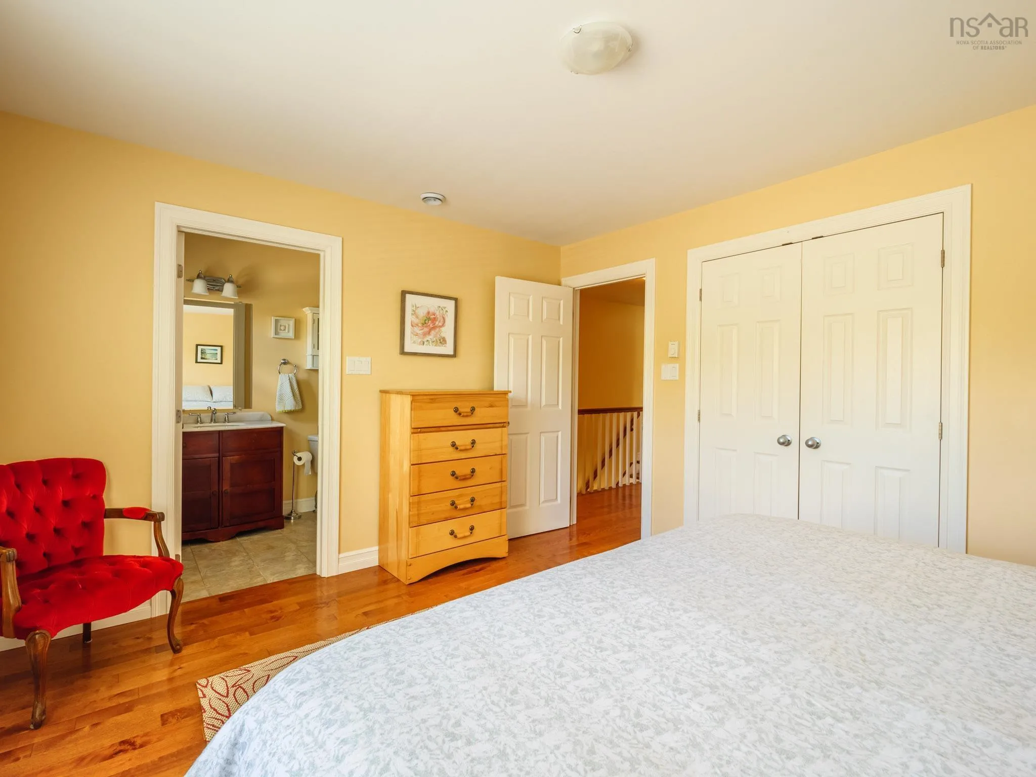 128 - 130 Victoria Street, Chester Ns B0j 1j0, 6 Bedrooms Bedrooms, ,8 BathroomsBathrooms,Residential,For Sale,Victoria,202414516
