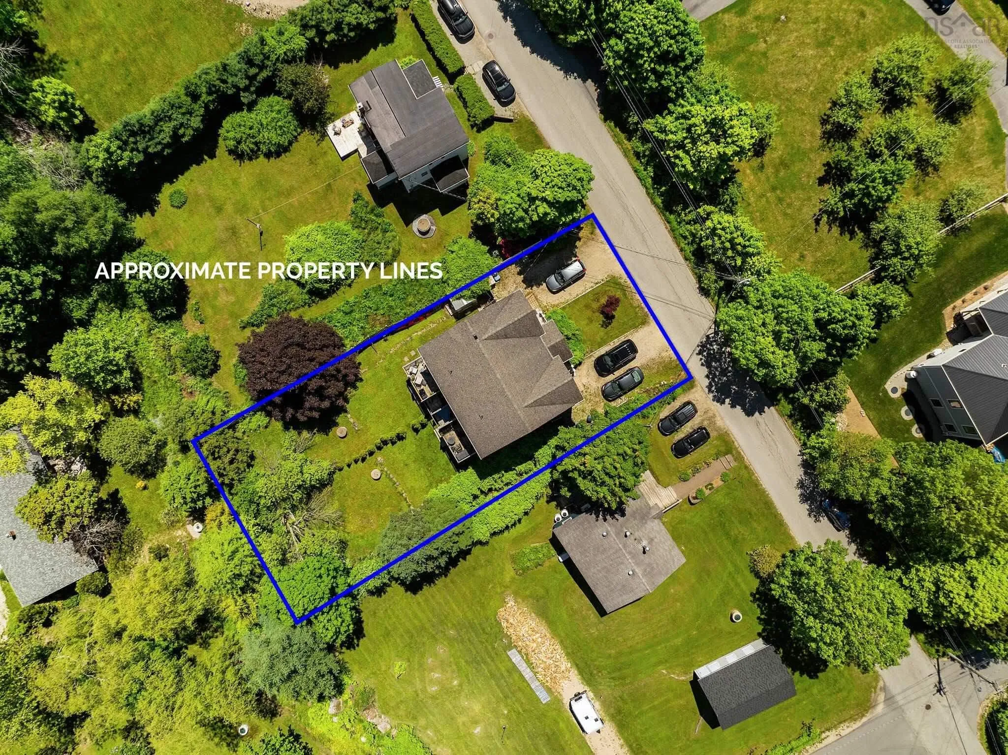 128 - 130 Victoria Street, Chester Ns B0j 1j0, 6 Bedrooms Bedrooms, ,8 BathroomsBathrooms,Residential,For Sale,Victoria,202414516
