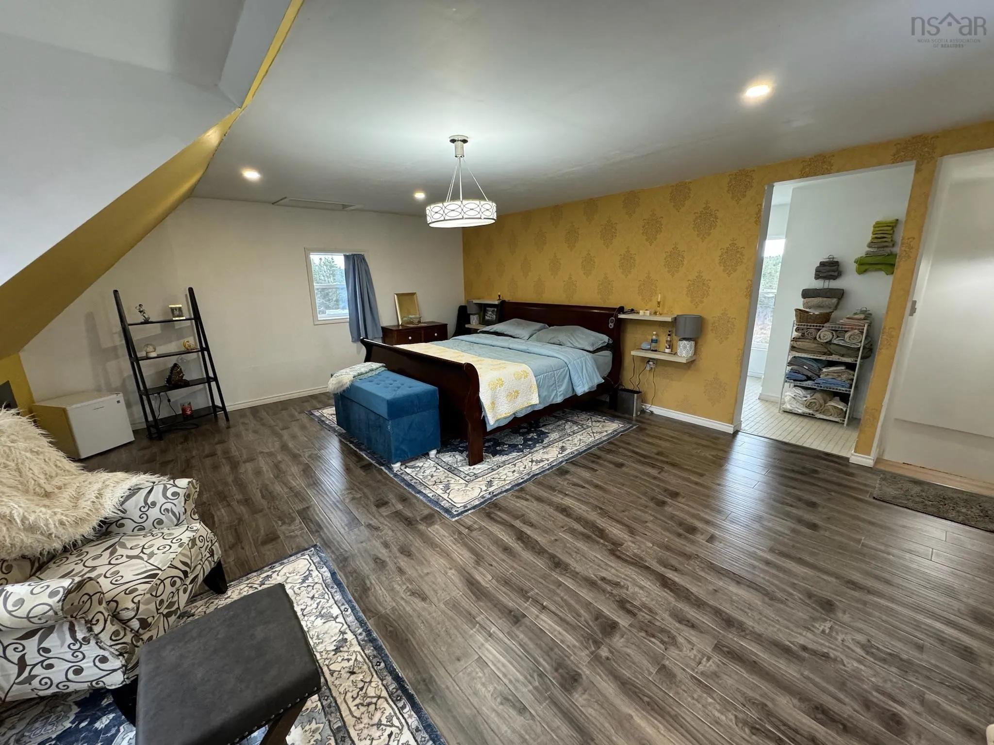 1379 Salmon River Road, Salmon River Ns B0e 1s0, 3 Bedrooms Bedrooms, ,2 BathroomsBathrooms,Residential,For Sale,Salmon River,202428100