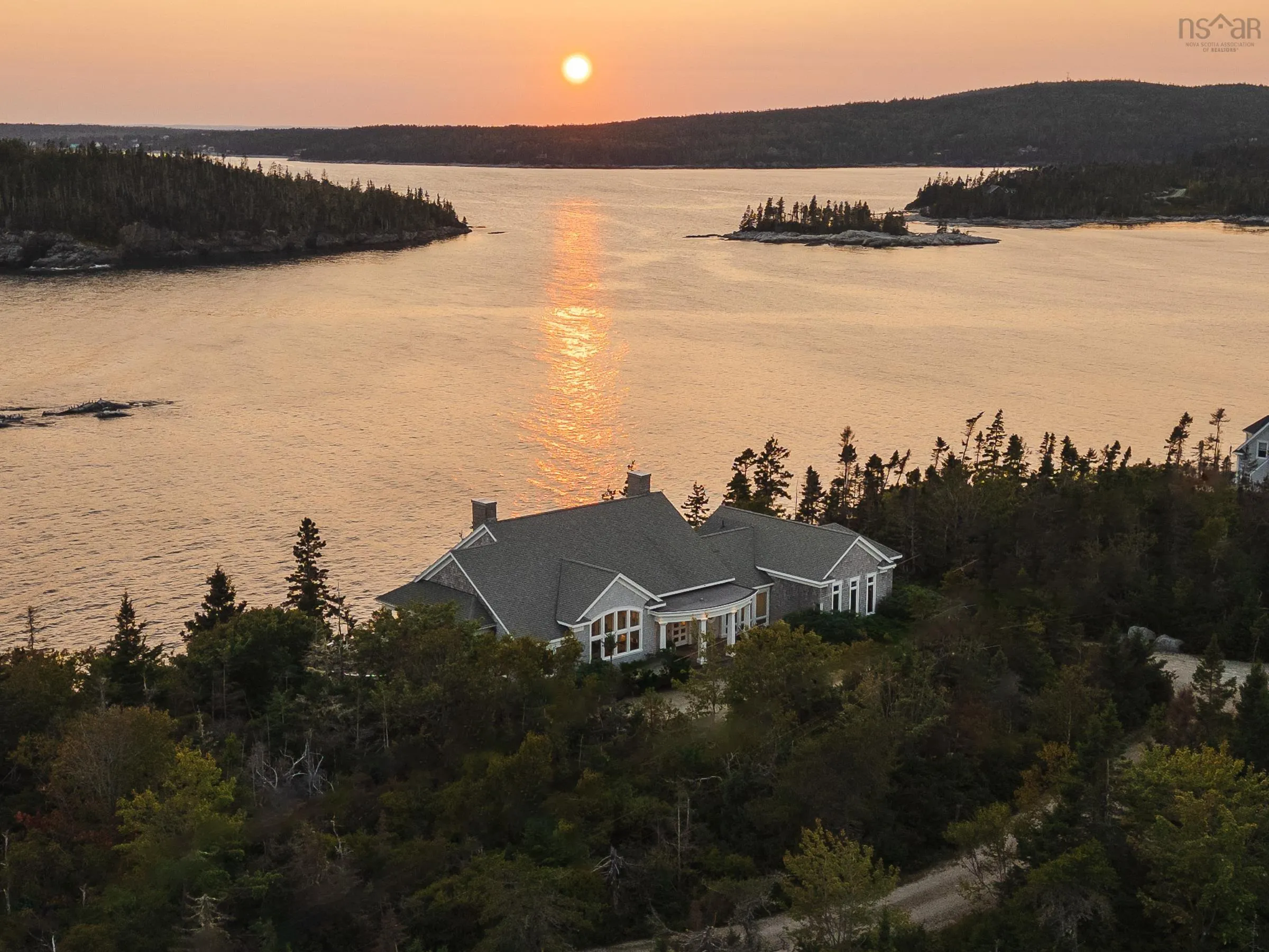 166 Ocean Gate Drive, Northwest Cove Ns B0j 1t0, 4 Bedrooms Bedrooms, ,4 BathroomsBathrooms,Residential,For Sale,Ocean Gate,202506216