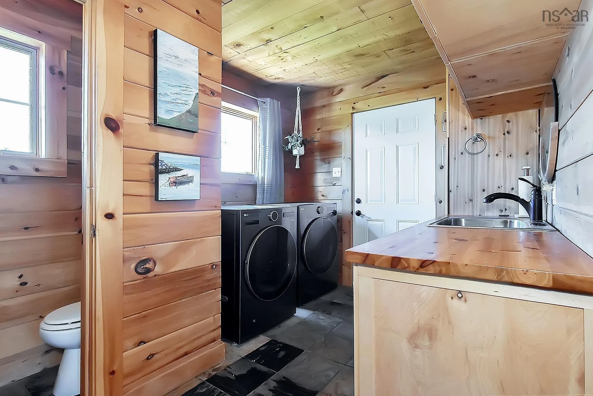 4 Lintaman Lane, Cow Bay Ns B3g 1l3, 7 Bedrooms Bedrooms, ,5 BathroomsBathrooms,Residential,For Sale,Lintaman,202503358