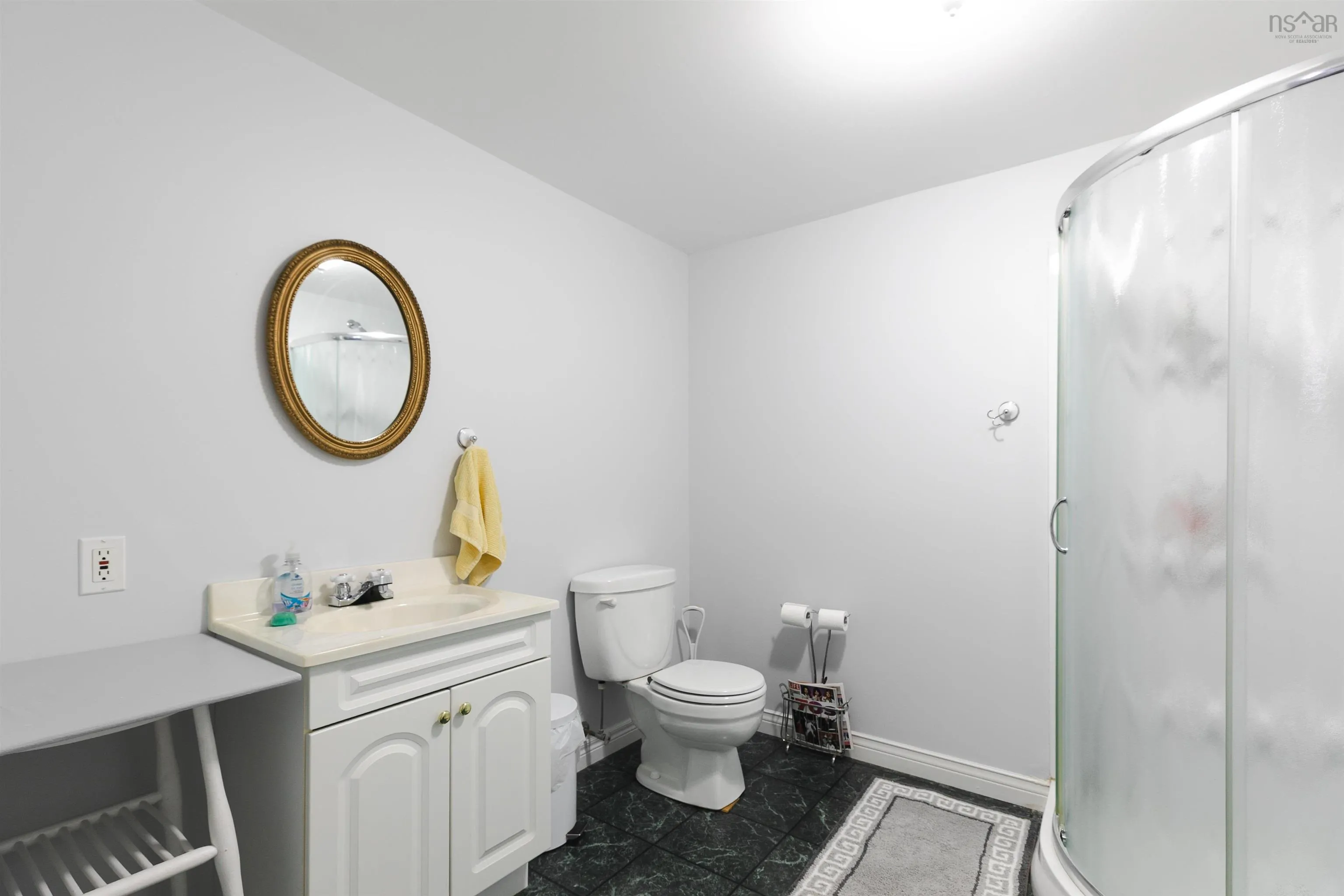 111 Bonavista Avenue, Hilden, NS B0N 1C0, 4 Bedrooms Bedrooms, ,4 BathroomsBathrooms,Residential,For Sale,Bonavista,202522166