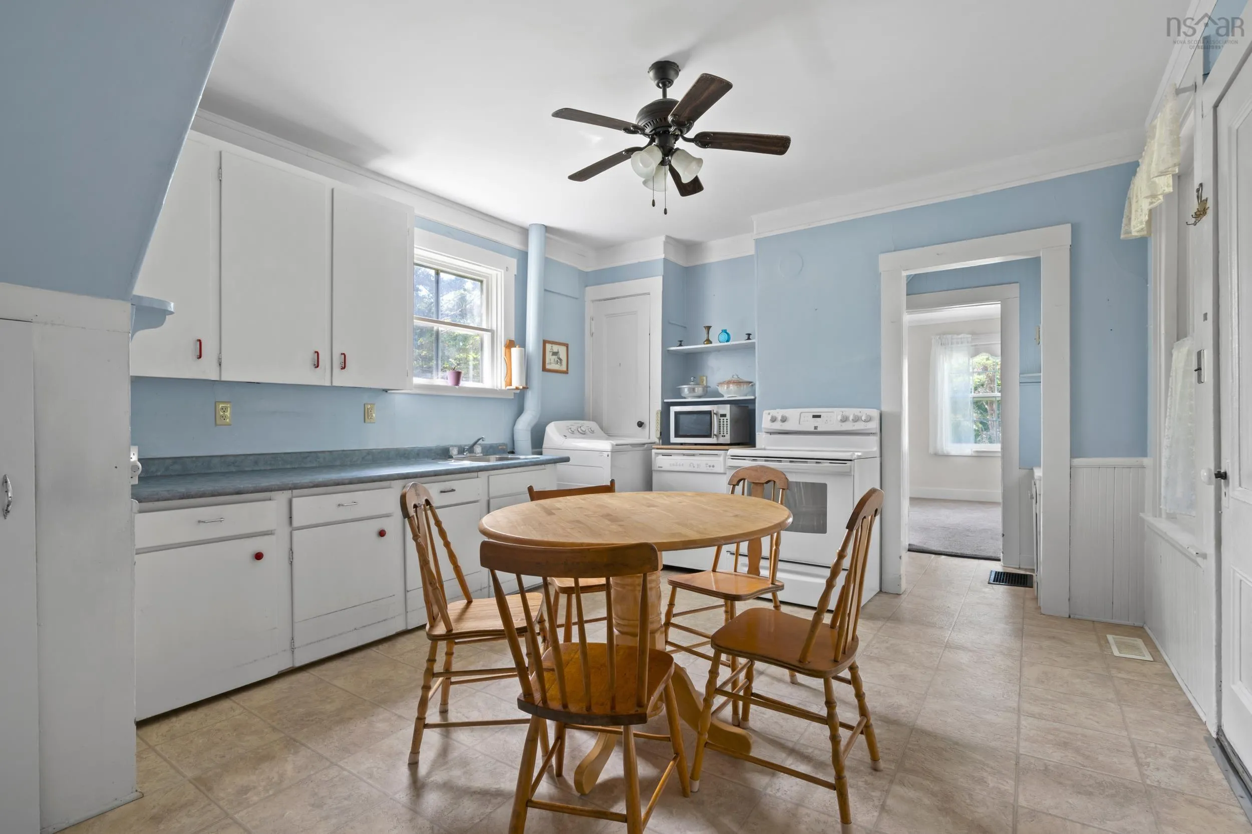 149 Duke Street, Chester, NS B0J 1J0, 4 Bedrooms Bedrooms, ,2 BathroomsBathrooms,Residential,For Sale,Duke,202519143