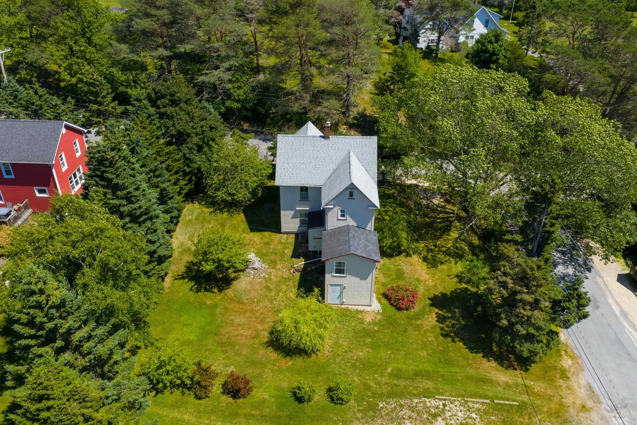 149 Duke Street, Chester, NS B0J 1J0, 4 Bedrooms Bedrooms, ,2 BathroomsBathrooms,Residential,For Sale,Duke,202519143