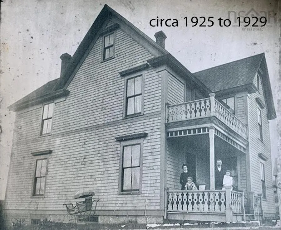 149 Duke Street, Chester, NS B0J 1J0, 4 Bedrooms Bedrooms, ,2 BathroomsBathrooms,Residential,For Sale,Duke,202519143
