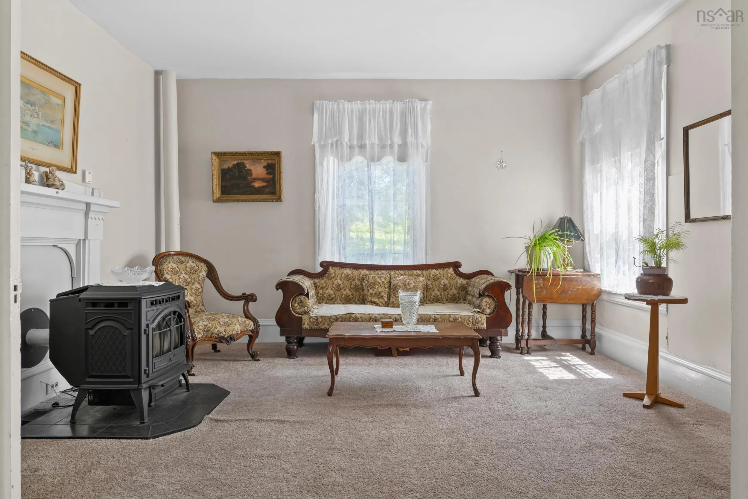 149 Duke Street, Chester, NS B0J 1J0, 4 Bedrooms Bedrooms, ,2 BathroomsBathrooms,Residential,For Sale,Duke,202519143