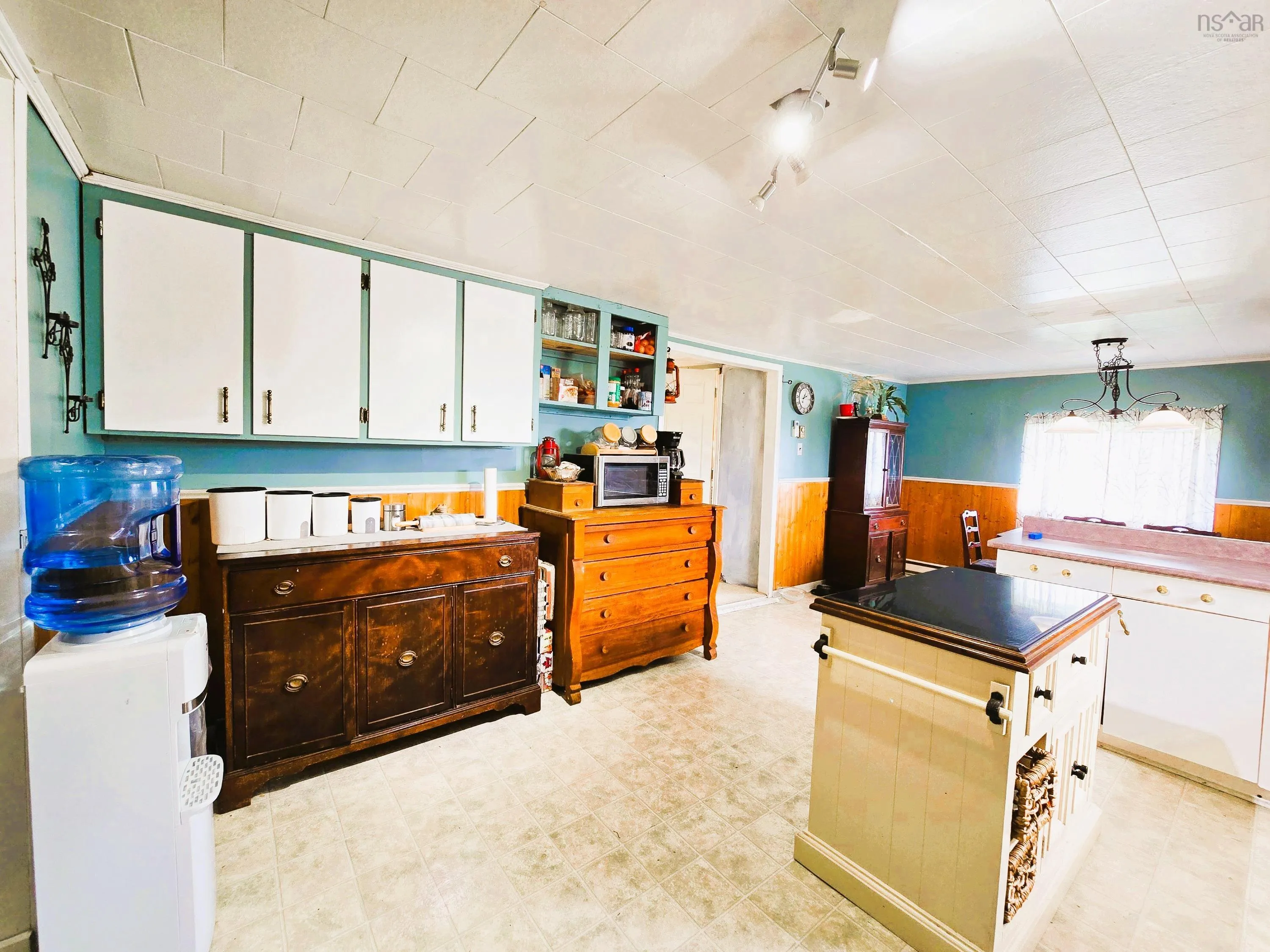 248 Chebogue Point Road, Chebogue Point, NS B5A 5E0, 4 Bedrooms Bedrooms, ,1 BathroomBathrooms,Residential,For Sale,Chebogue Point,202517982