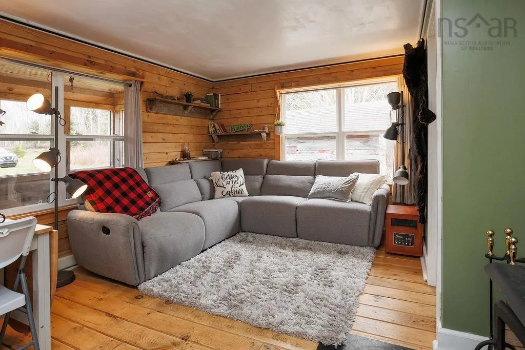 187 Bloomfield Road, Barton Ns B0w 1h0, 2 Bedrooms Bedrooms, ,1 BathroomBathrooms,Residential,For Sale,Bloomfield,202508000