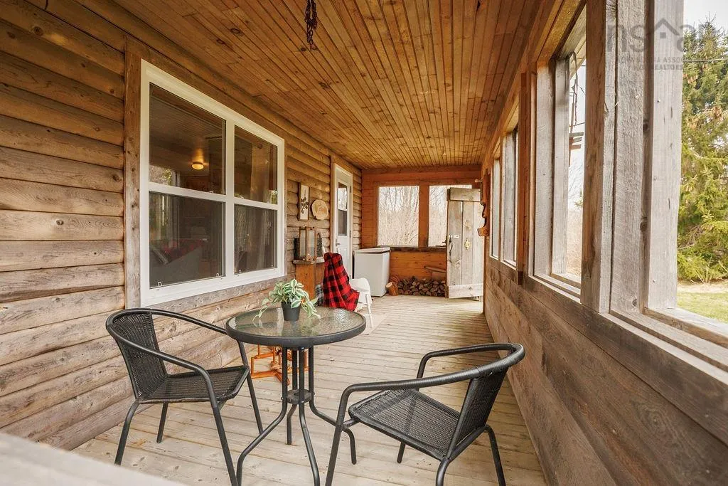 187 Bloomfield Road, Barton Ns B0w 1h0, 2 Bedrooms Bedrooms, ,1 BathroomBathrooms,Residential,For Sale,Bloomfield,202508000