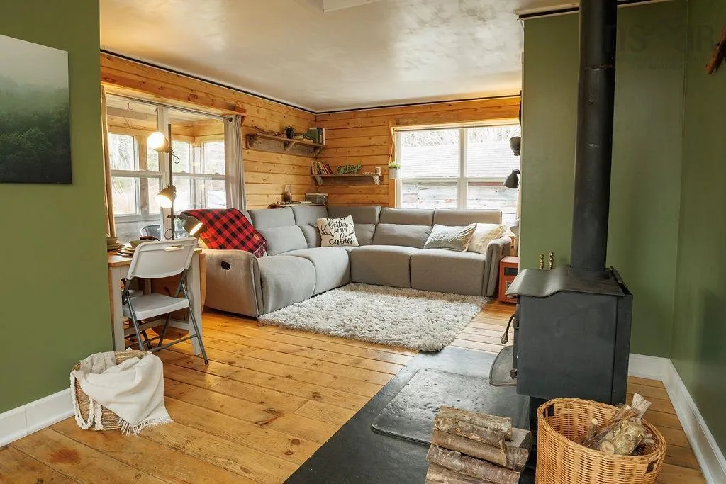 187 Bloomfield Road, Barton Ns B0w 1h0, 2 Bedrooms Bedrooms, ,1 BathroomBathrooms,Residential,For Sale,Bloomfield,202508000