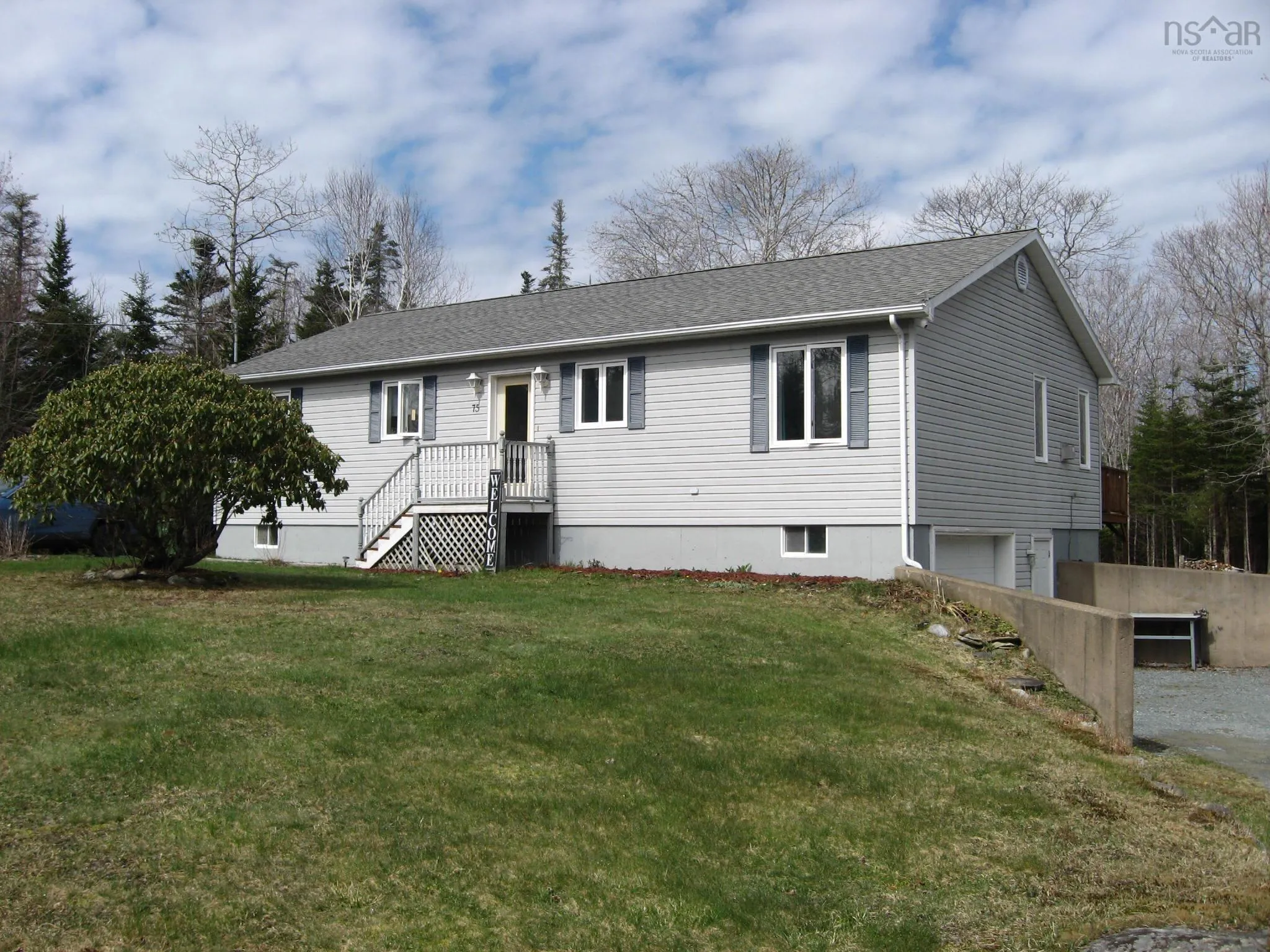 75 Green Hall Drive, Mersey Point Ns B0t 1k0, 3 Bedrooms Bedrooms, ,1 BathroomBathrooms,Residential,For Sale,Green Hall,202508888