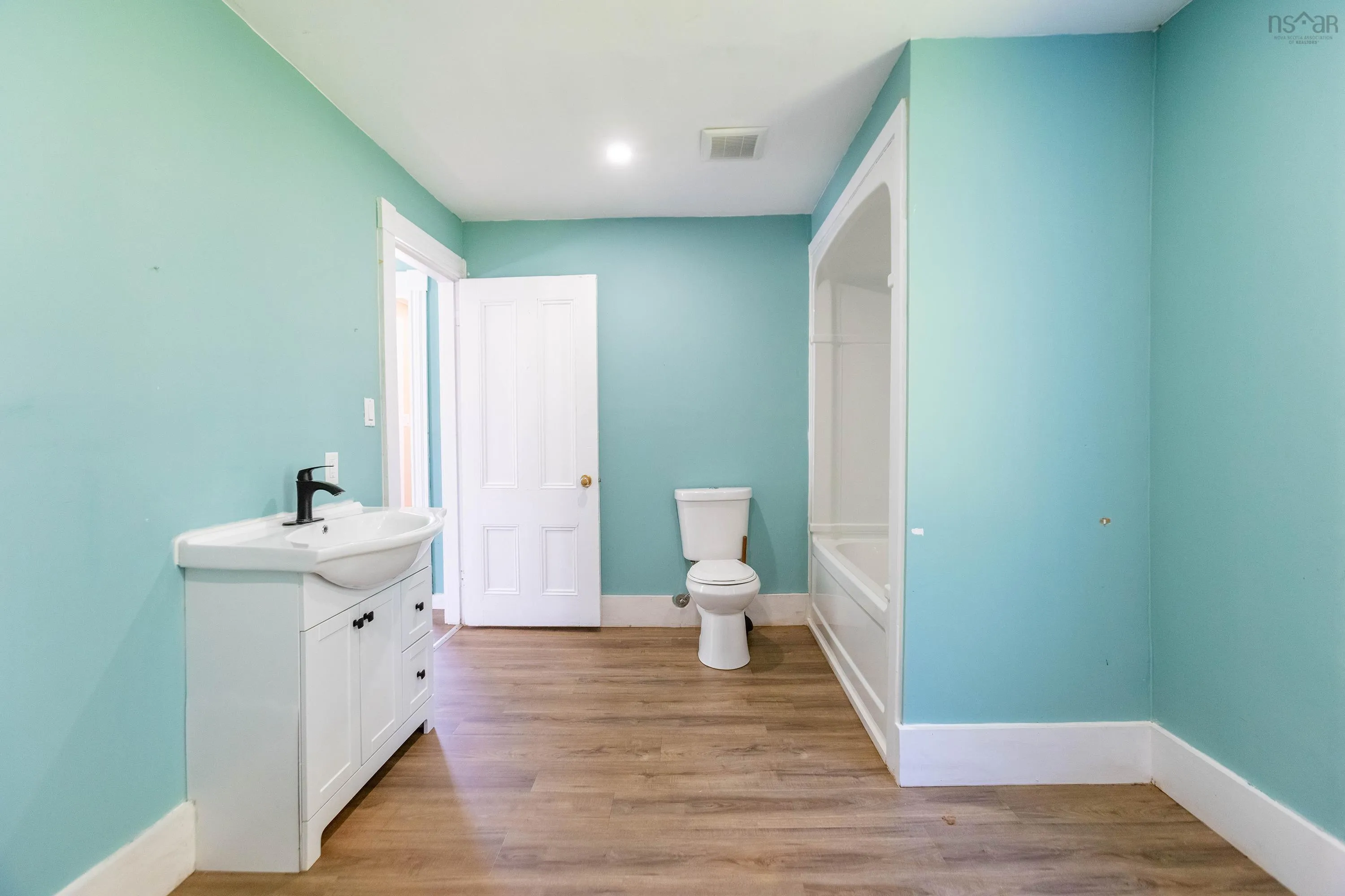 780 Tidnish Head Road, Tidnish Cross Roads, NS B4H 3X9, 4 Bedrooms Bedrooms, ,2 BathroomsBathrooms,Residential,For Sale,Tidnish Head,202514207