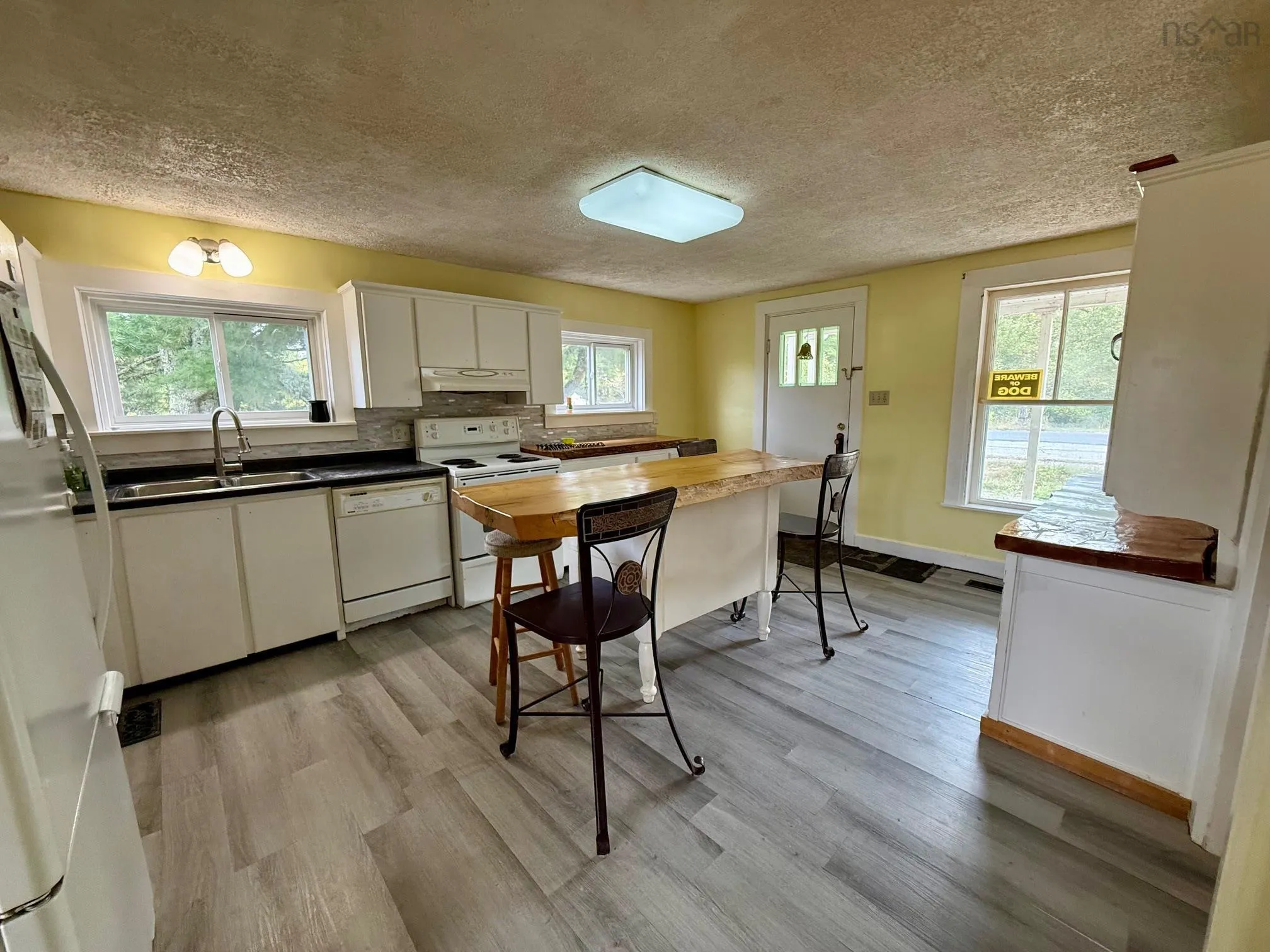 11798 Highway 8, Kempt, NS B0T 1B0, 4 Bedrooms Bedrooms, ,1 BathroomBathrooms,Residential,For Sale,Highway 8,202523038