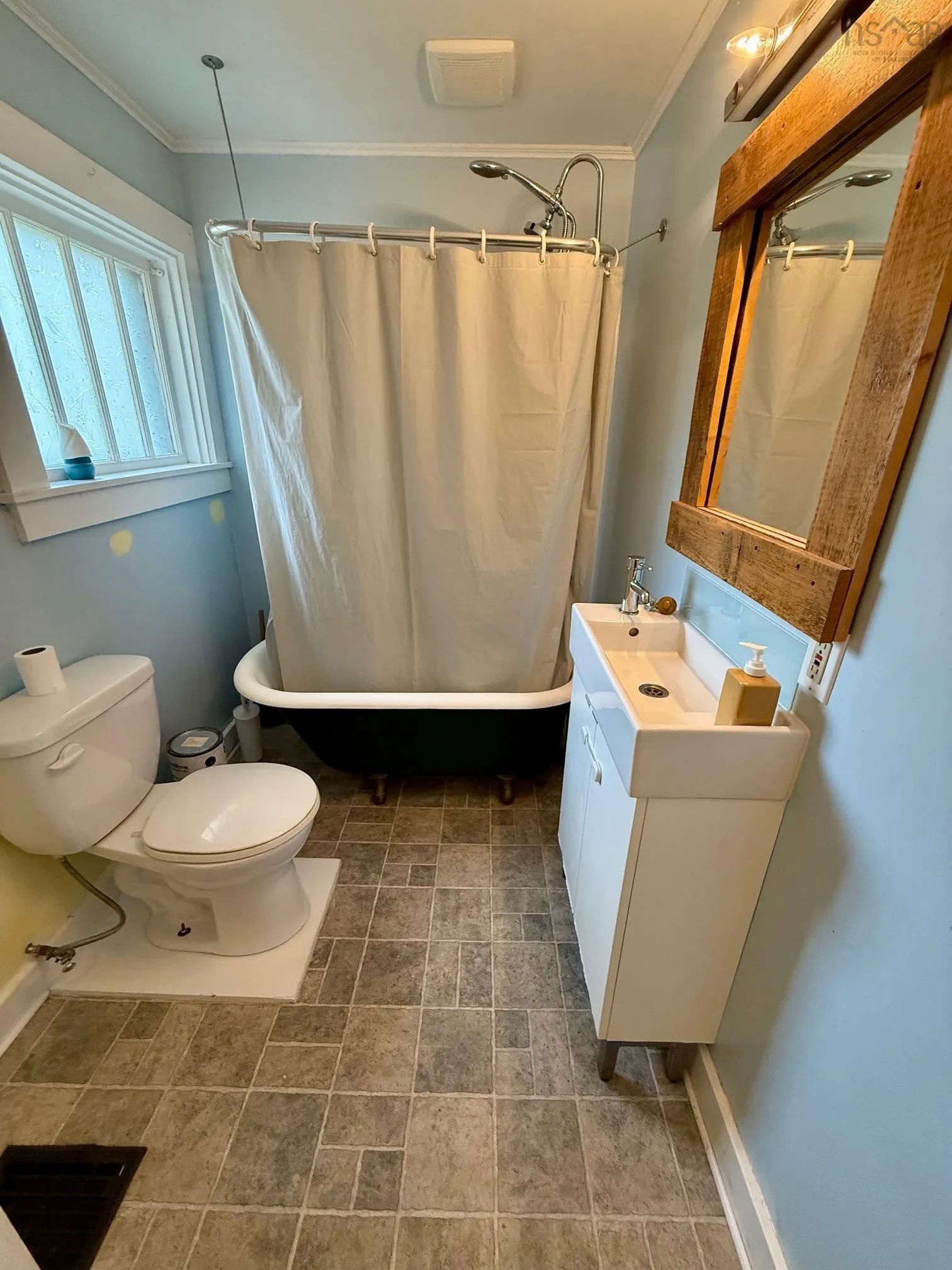 11798 Highway 8, Kempt, NS B0T 1B0, 4 Bedrooms Bedrooms, ,1 BathroomBathrooms,Residential,For Sale,Highway 8,202523038