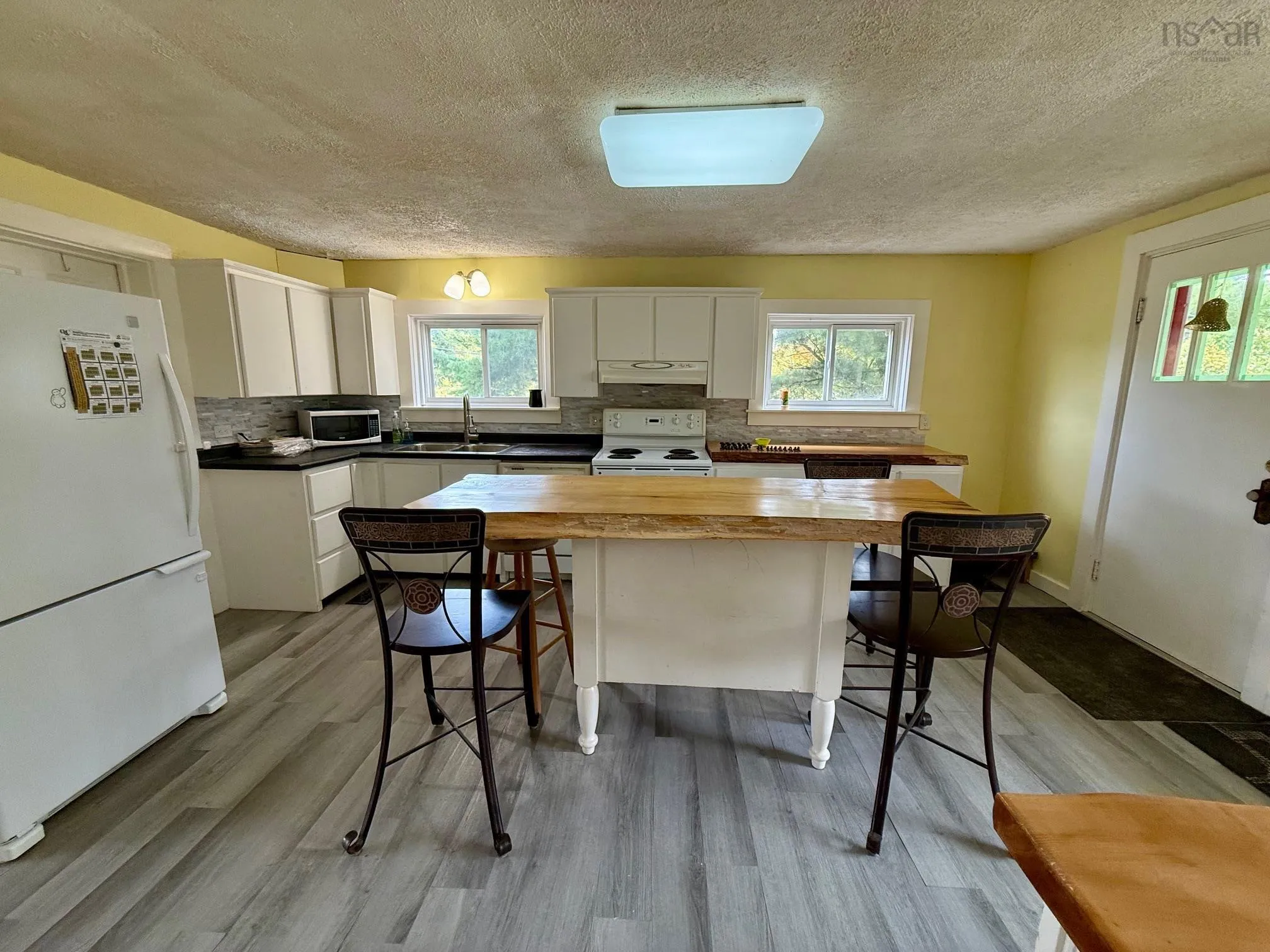 11798 Highway 8, Kempt, NS B0T 1B0, 4 Bedrooms Bedrooms, ,1 BathroomBathrooms,Residential,For Sale,Highway 8,202523038