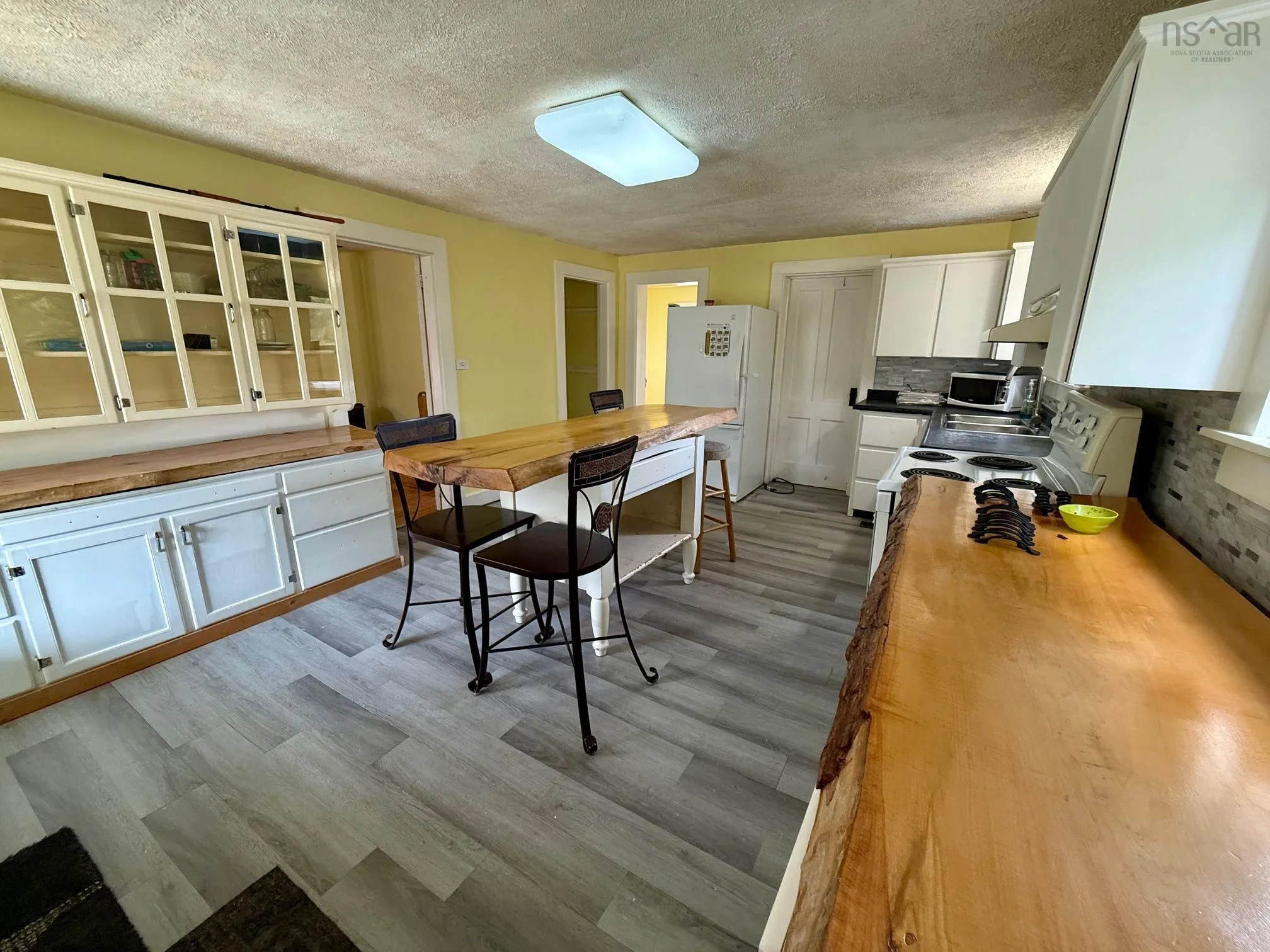 11798 Highway 8, Kempt, NS B0T 1B0, 4 Bedrooms Bedrooms, ,1 BathroomBathrooms,Residential,For Sale,Highway 8,202523038