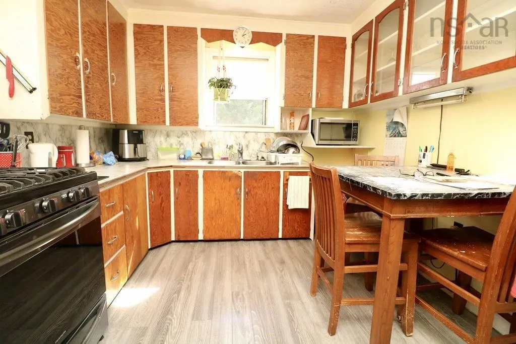19 Highway 215, Newport Corner, NS B0N 1L0, 3 Bedrooms Bedrooms, ,1 BathroomBathrooms,Residential,For Sale,Highway 215,202523275