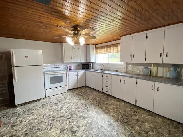 799 Stoney Island Road, Clam Point Ns B0t 1n0, 3 Bedrooms Bedrooms, ,1 BathroomBathrooms,Residential,For Sale,Stoney Island,202425074