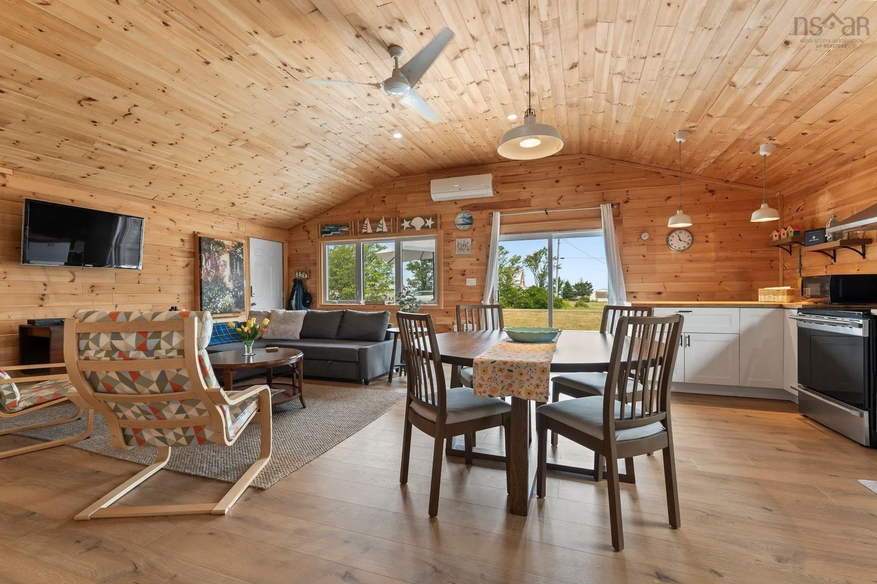 13 Seaview Drive, Brule Shore, NS B0K 1V0, 2 Bedrooms Bedrooms, ,1 BathroomBathrooms,Residential,For Sale,Seaview,202519806