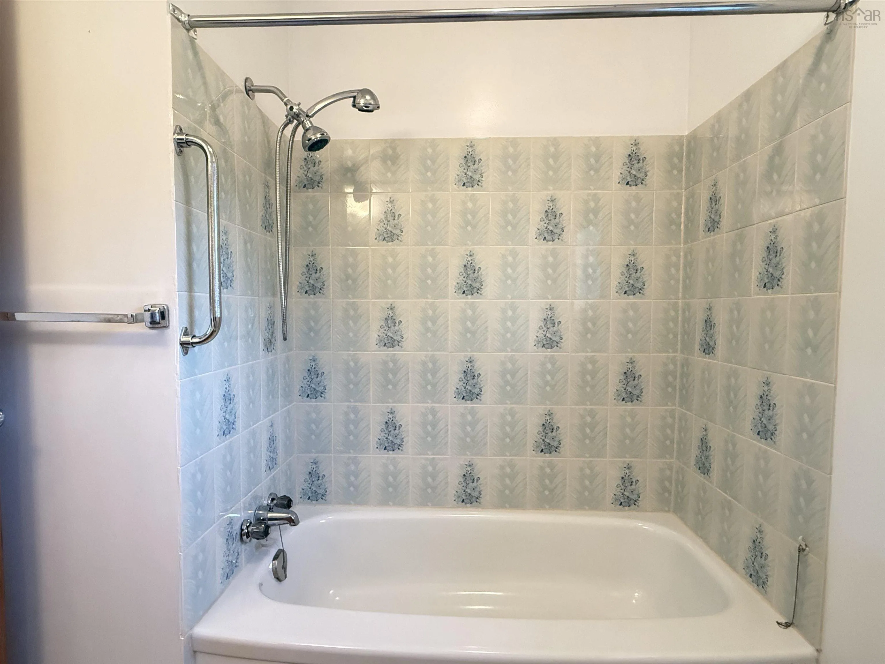 95 Haliburton Rd, Pictou, NS B0K 1H0, 3 Bedrooms Bedrooms, ,1 BathroomBathrooms,Residential,For Sale,Haliburton Rd,202518534